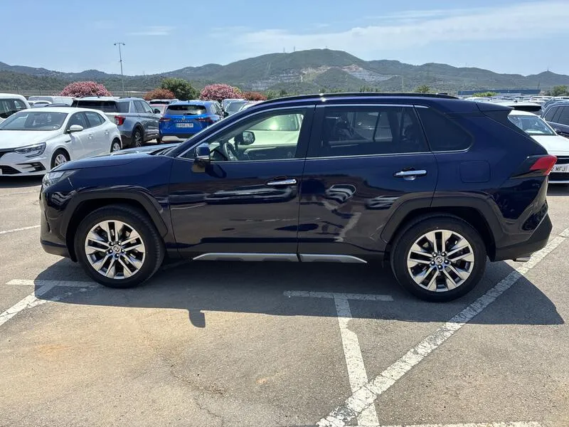Toyota RAV4 220H e-CVT Luxury - foto 3