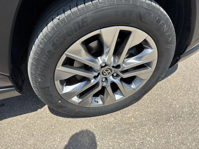 Toyota RAV4 220H e-CVT Luxury - foto 20