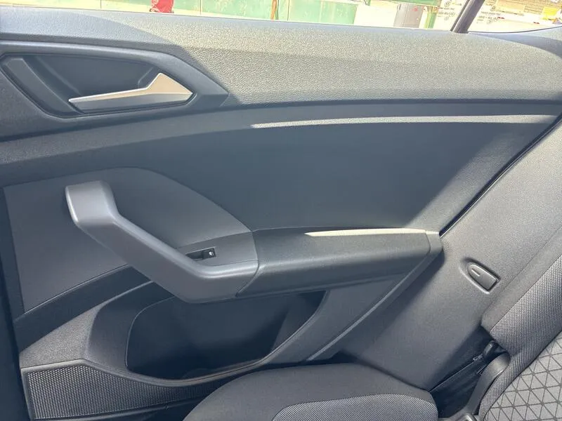 Volkswagen T-Cross Advance 1.0 TSI DSG - foto 24