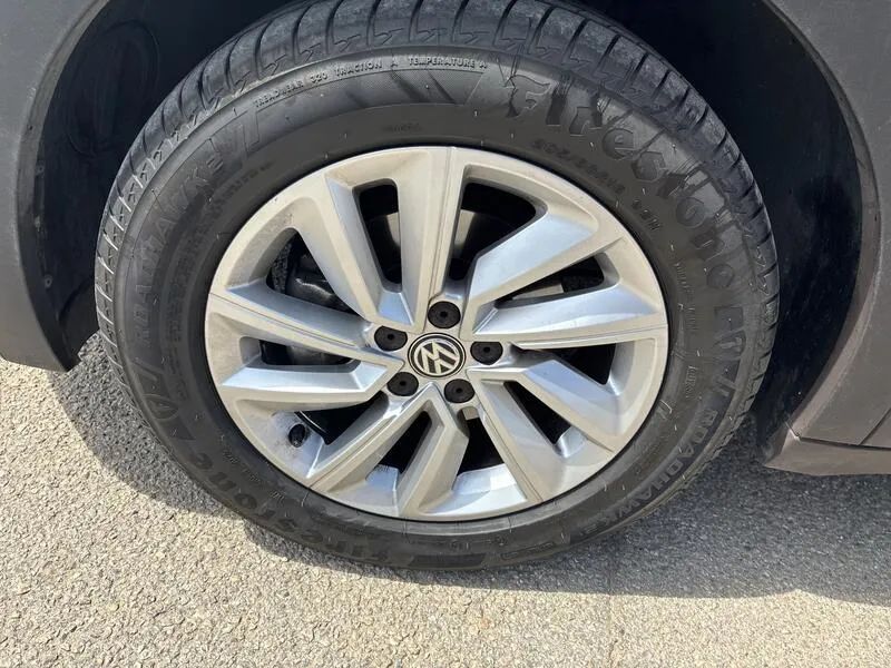 Volkswagen T-Cross Advance 1.0 TSI DSG - foto 32