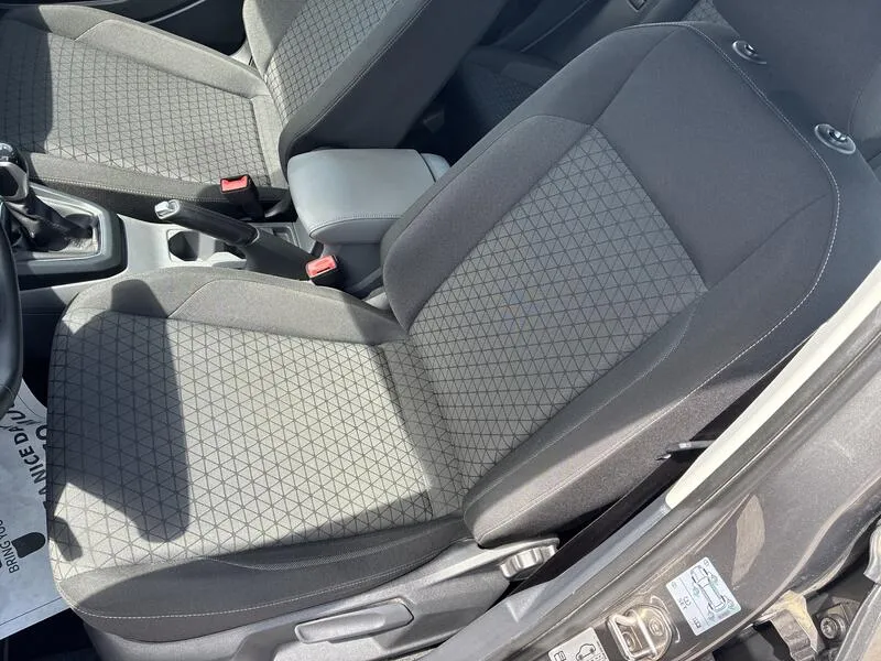 Volkswagen T-Cross Advance 1.0 TSI DSG - foto 31