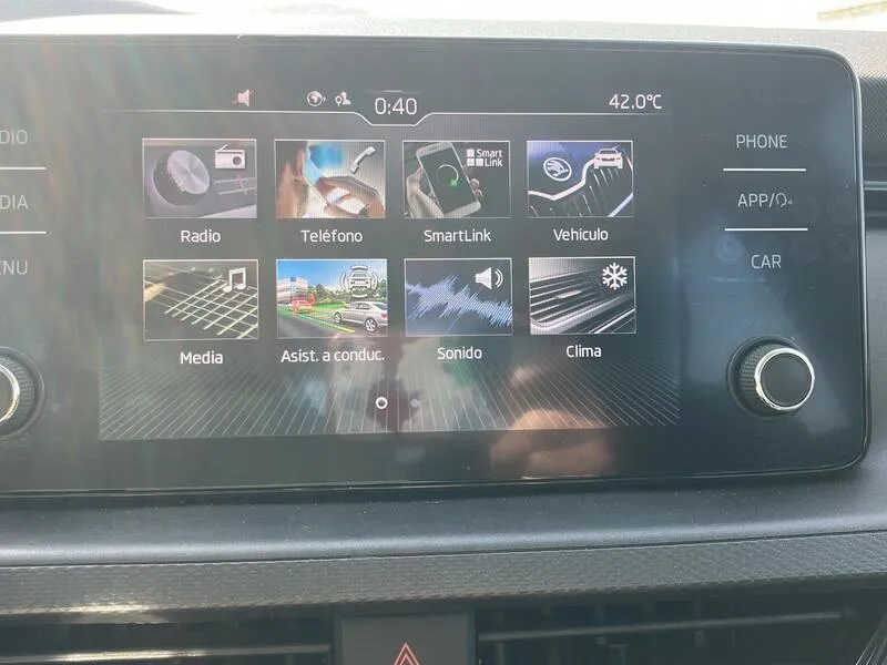 Škoda Kamiq 1.0 TSI DSG Ambition - foto 40