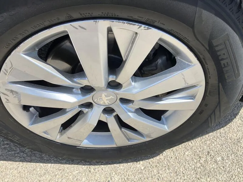 Peugeot 3008 1.5 BlueHDi Active Pack - foto 30