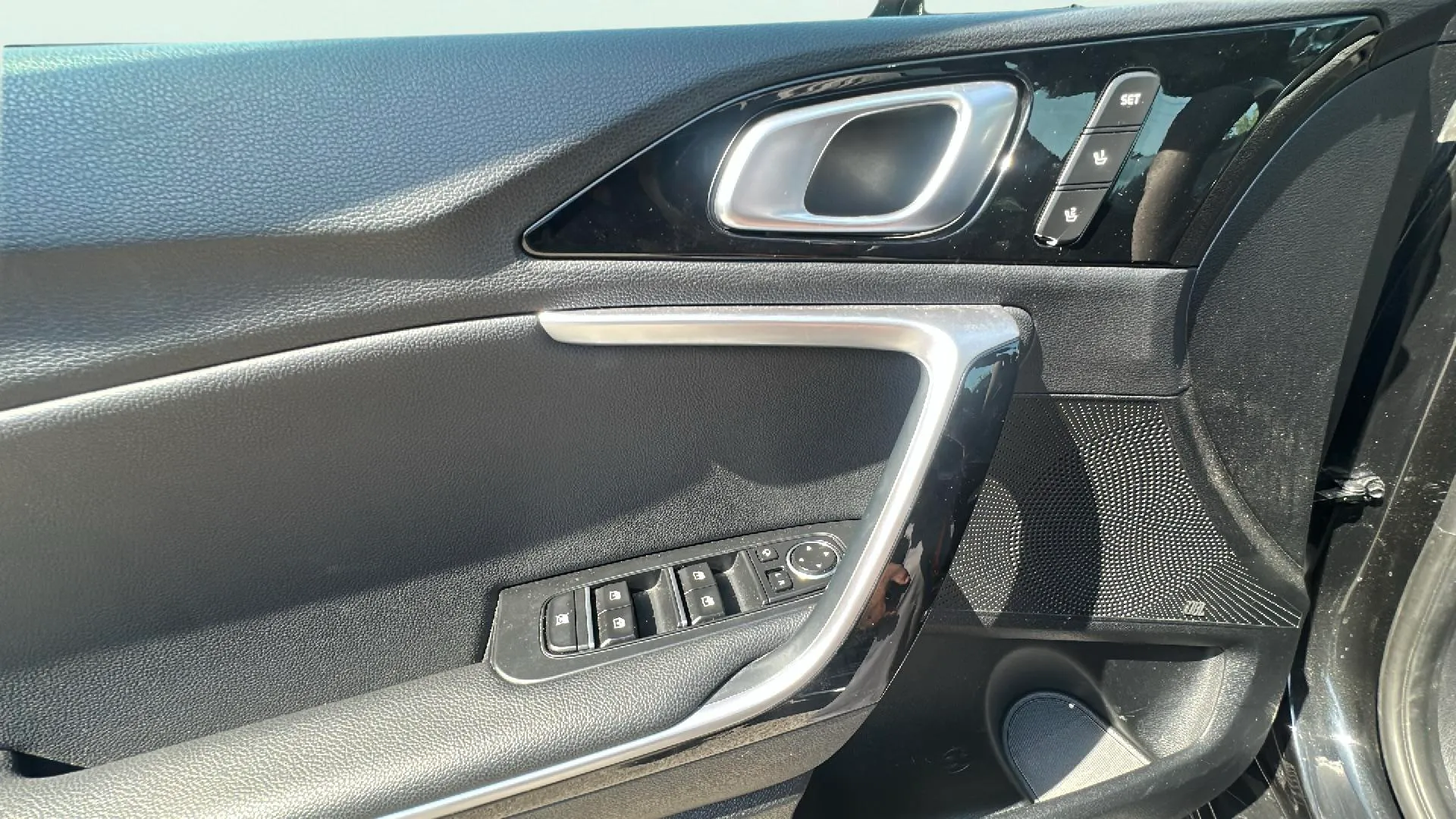 Kia Ceed 1.6MHEV IMT GT Line - foto 25