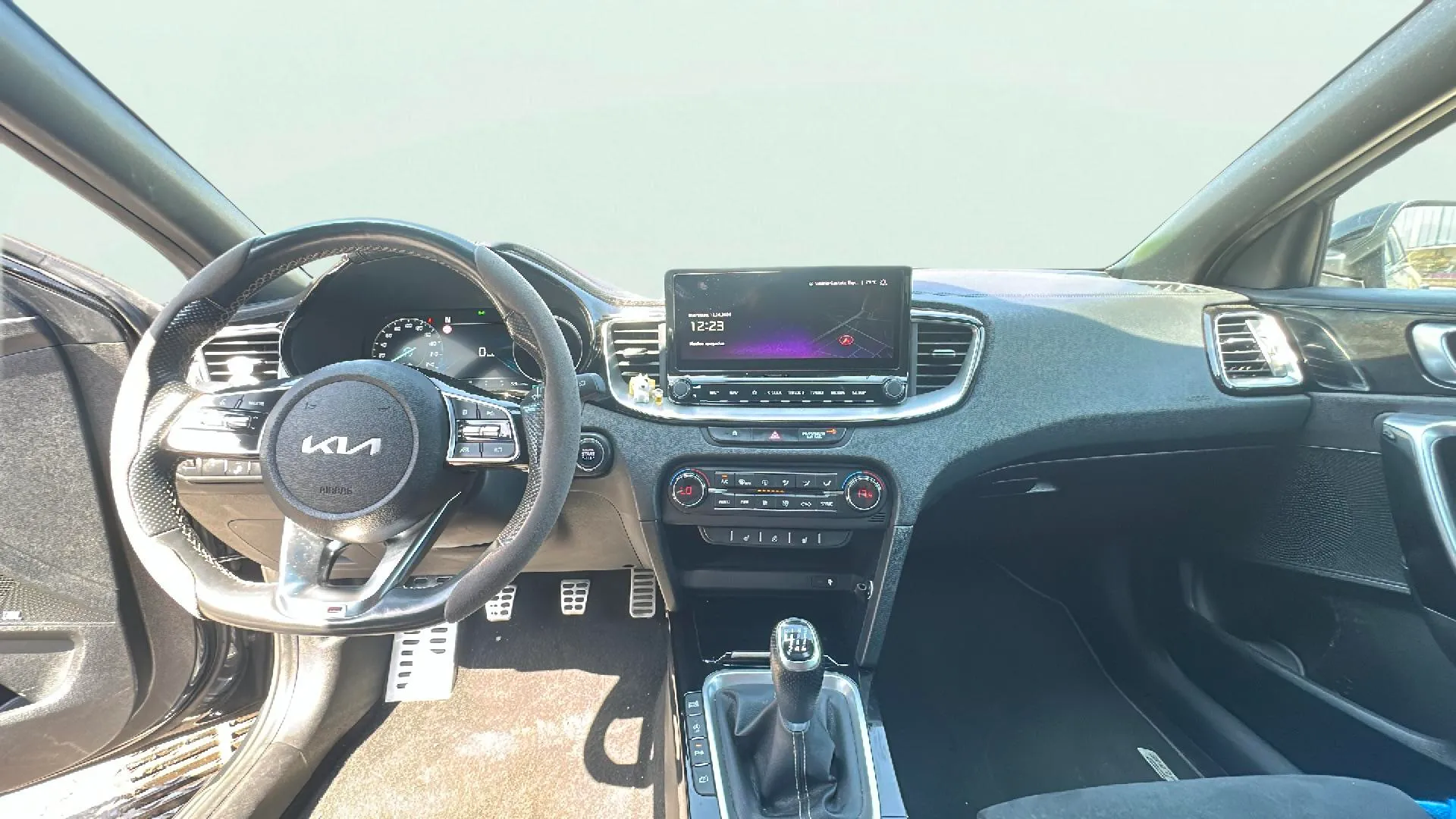 Kia Ceed 1.6MHEV IMT GT Line - foto 15