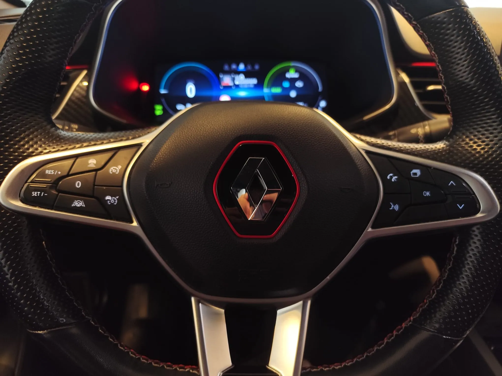 Renault Arkana RS Line E-Tech Híbrido - foto 12