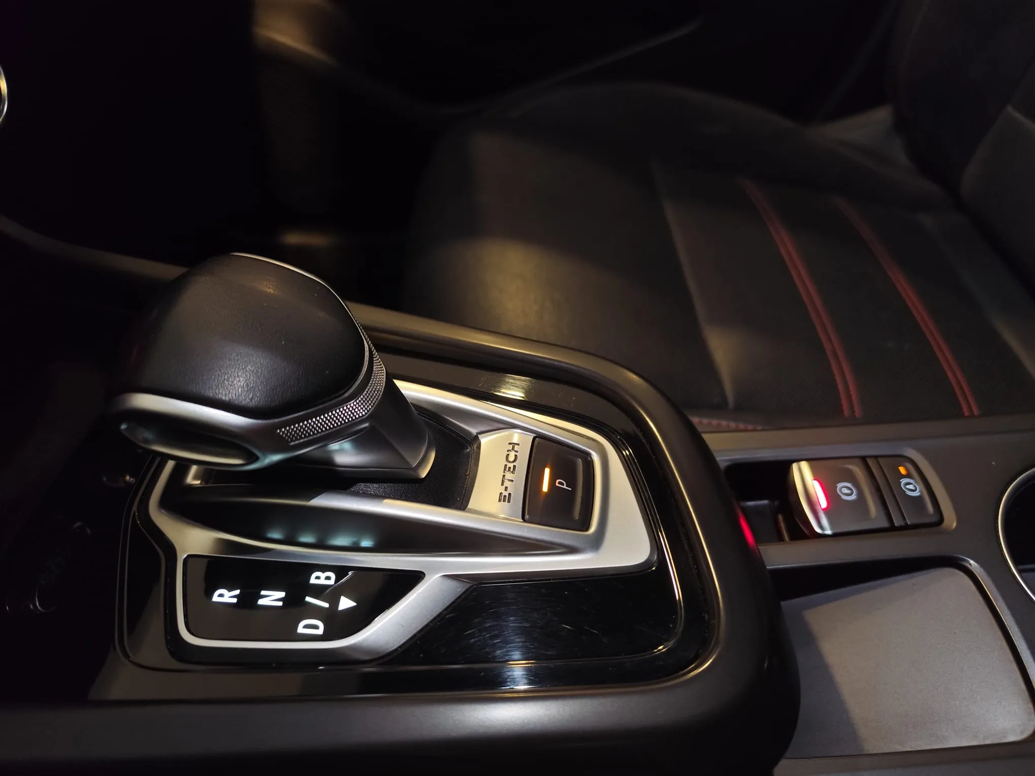 Renault Arkana RS Line E-Tech Híbrido - foto 22