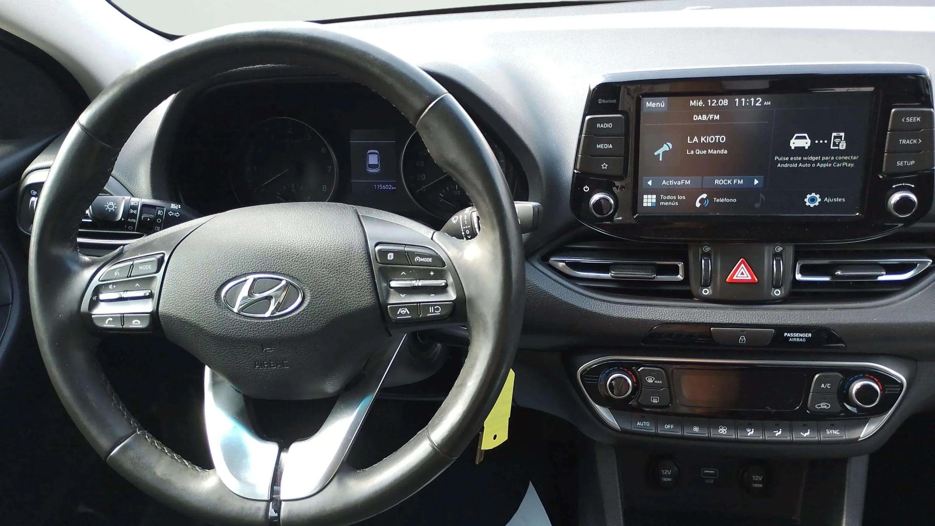 Hyundai i30 1.5 DPI Klass SLX - foto 11