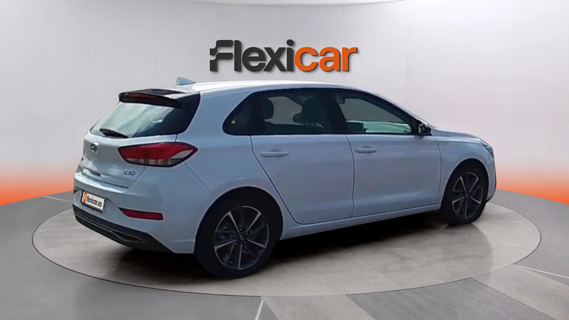 Hyundai i30 1.5 DPI Klass SLX - foto 7