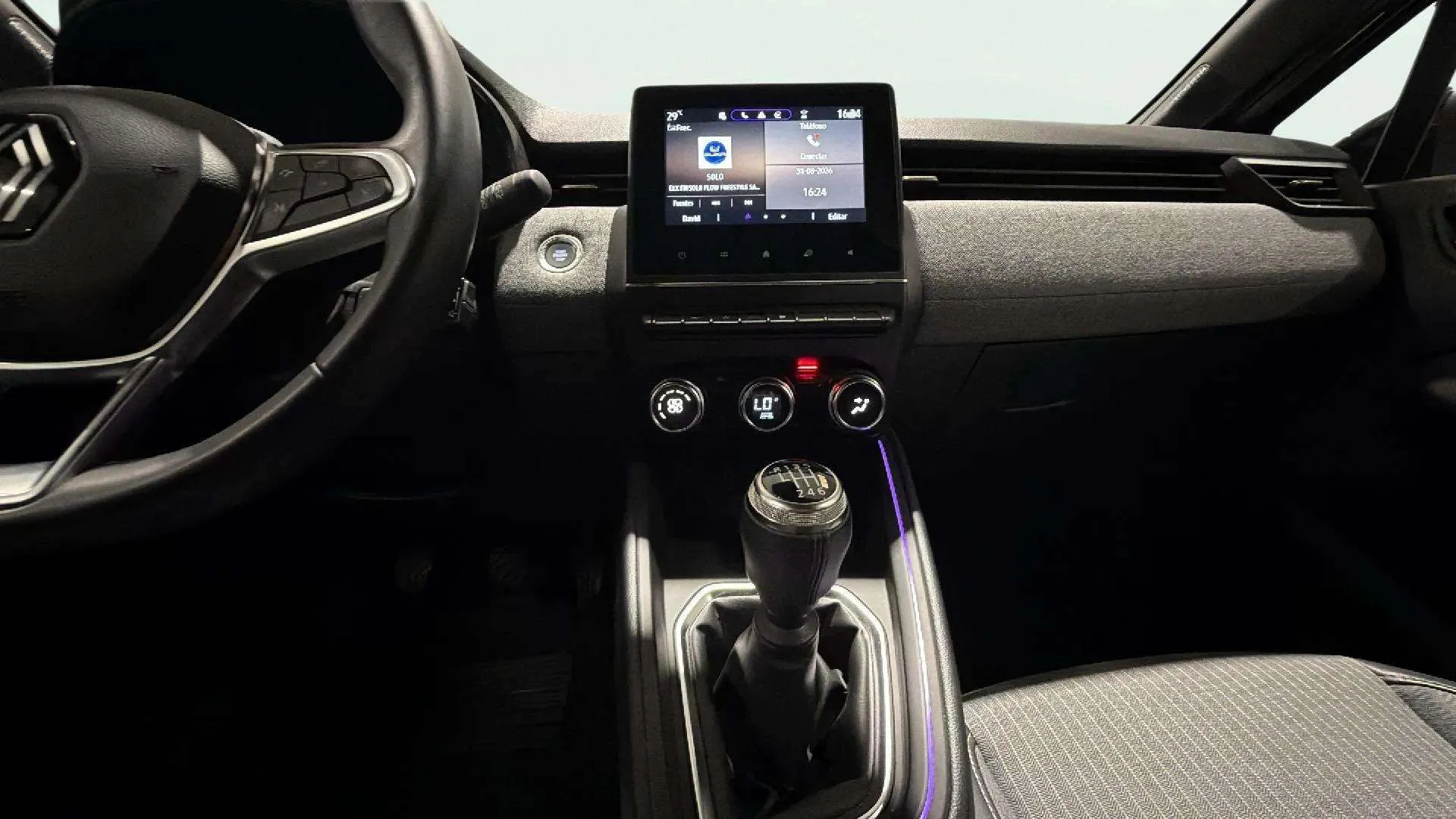 Renault Clio Techno TCe 90 - foto 12