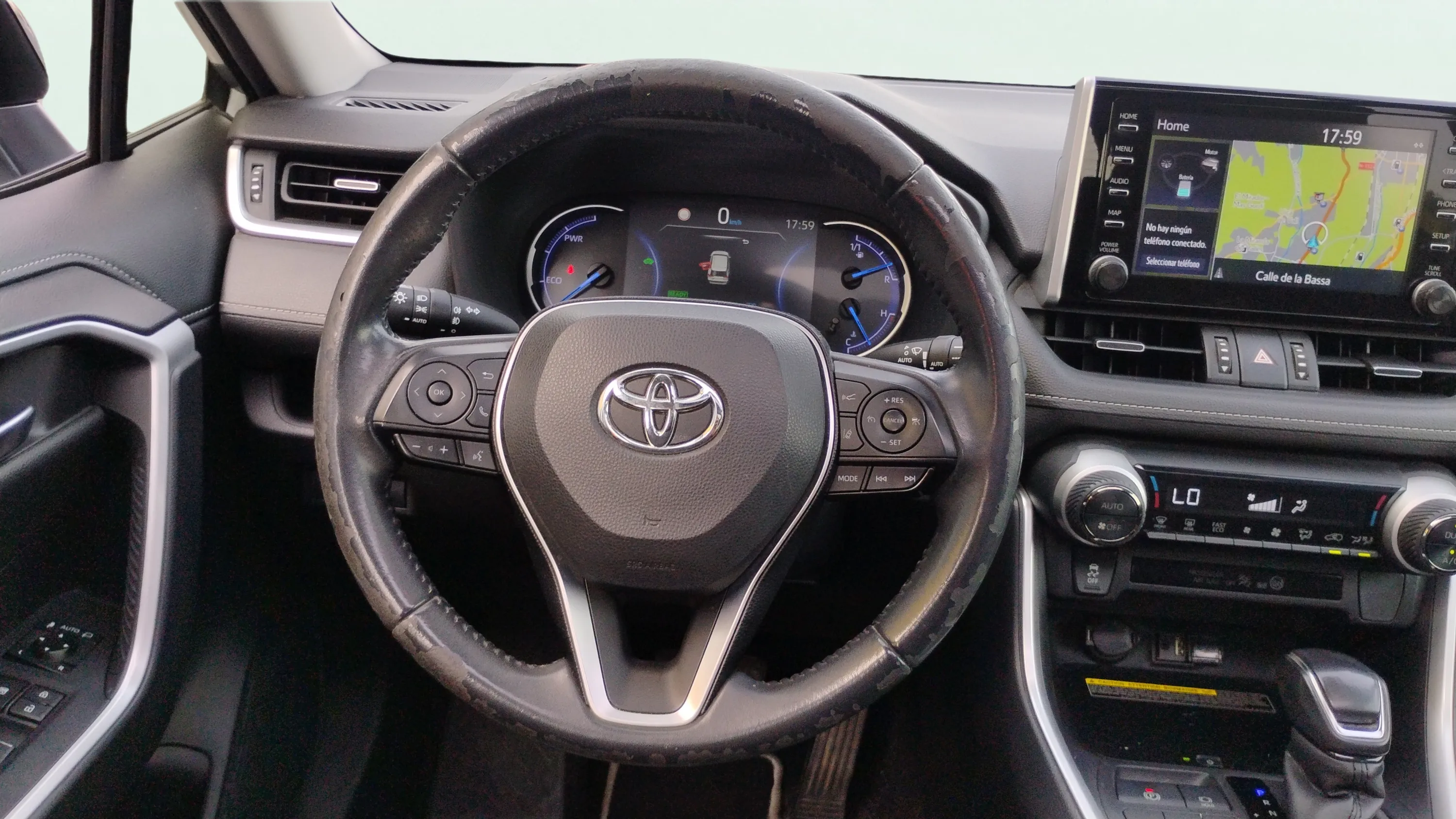 Toyota RAV4 2.5l 220H Advance - foto 11