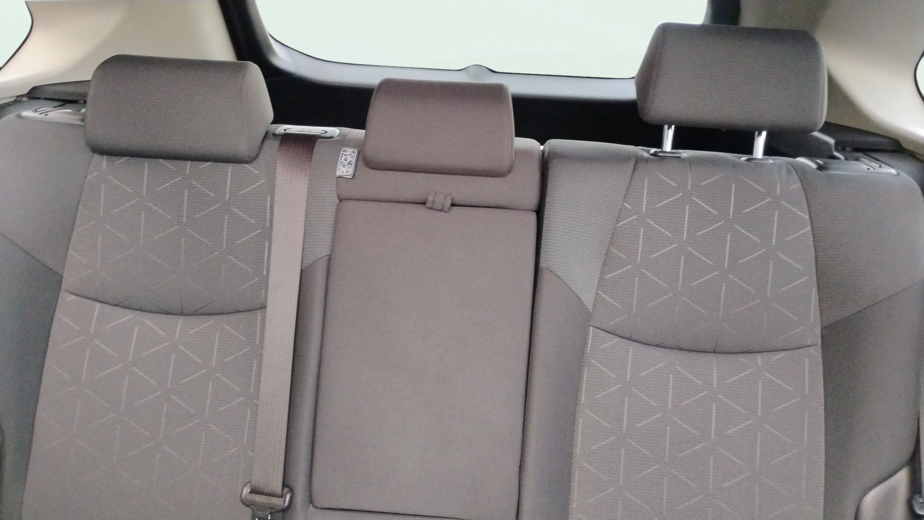 Toyota RAV4 2.5l 220H Advance - foto 18