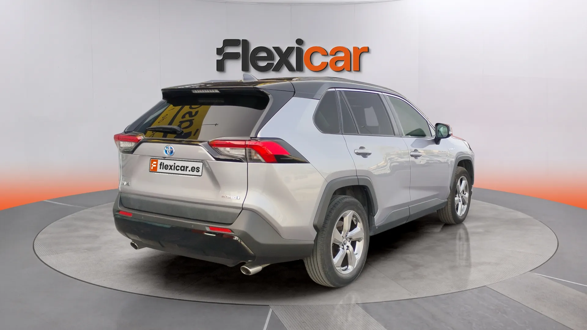 Toyota RAV4 2.5l 220H Advance - foto 6