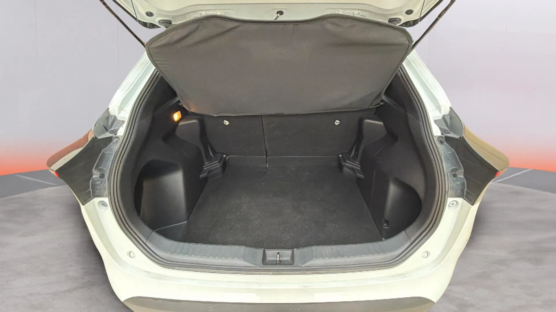 Toyota Yaris Cross 1.5 120H Active Plus - foto 9