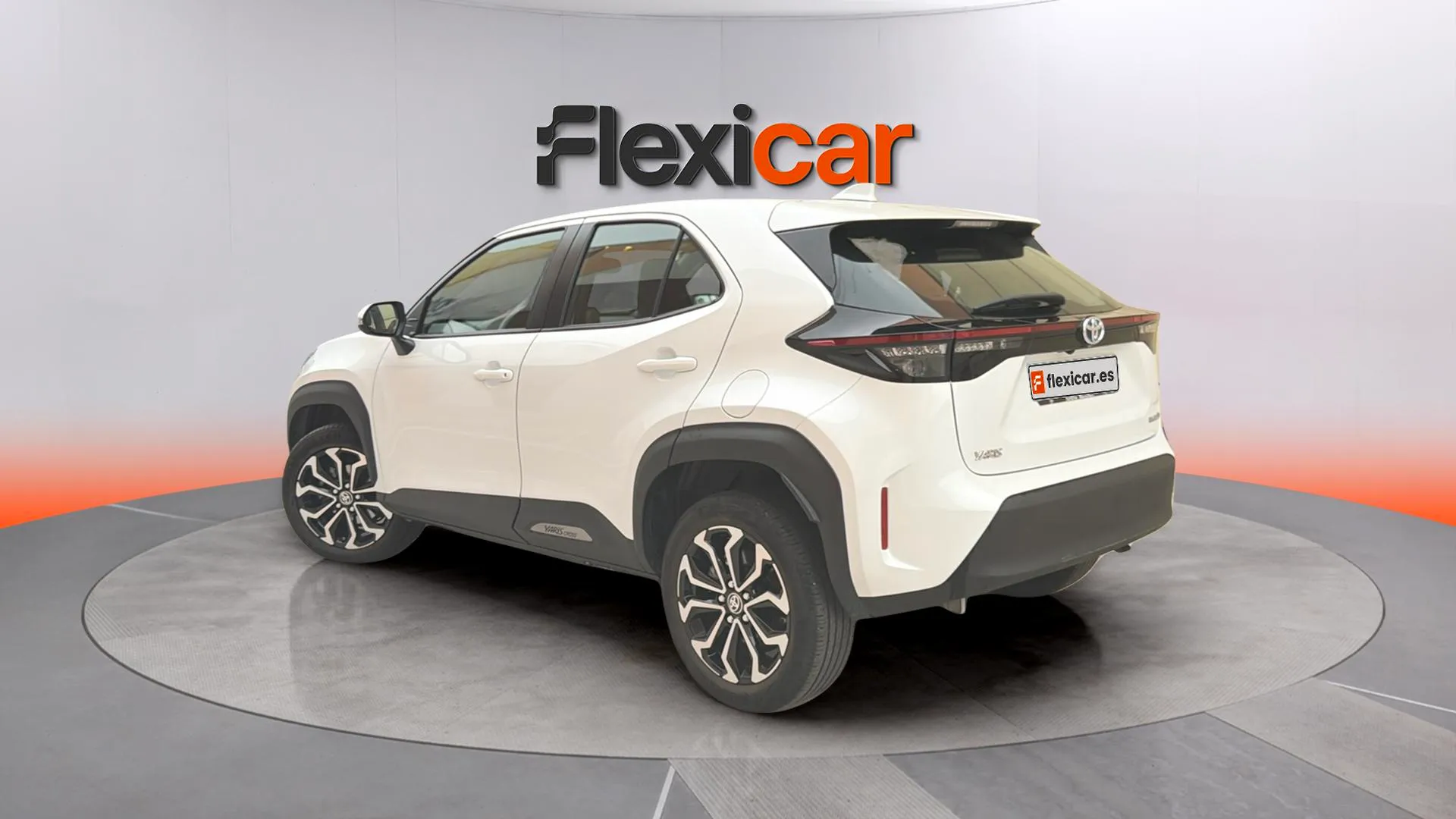 Toyota Yaris Cross 1.5 120H Active Plus - foto 7