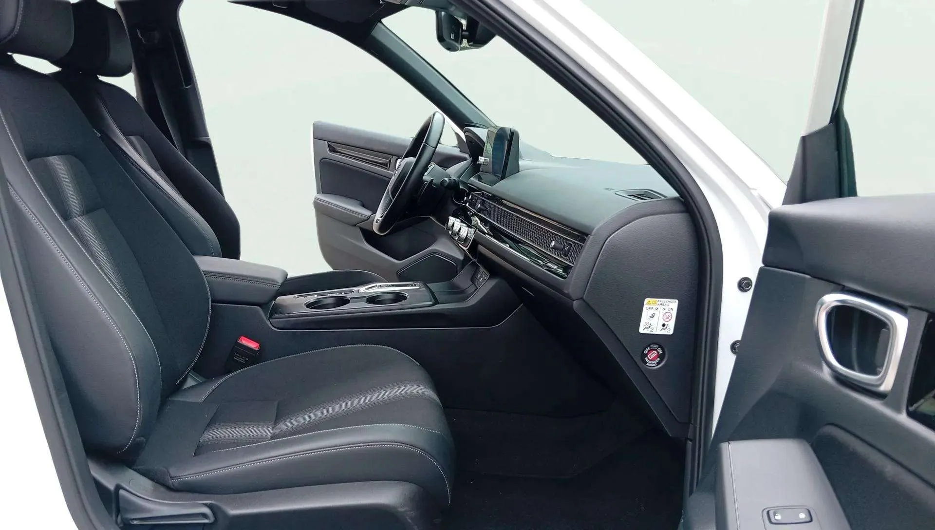 Honda Civic 2.0 i-MMD Sport CVT - foto 6