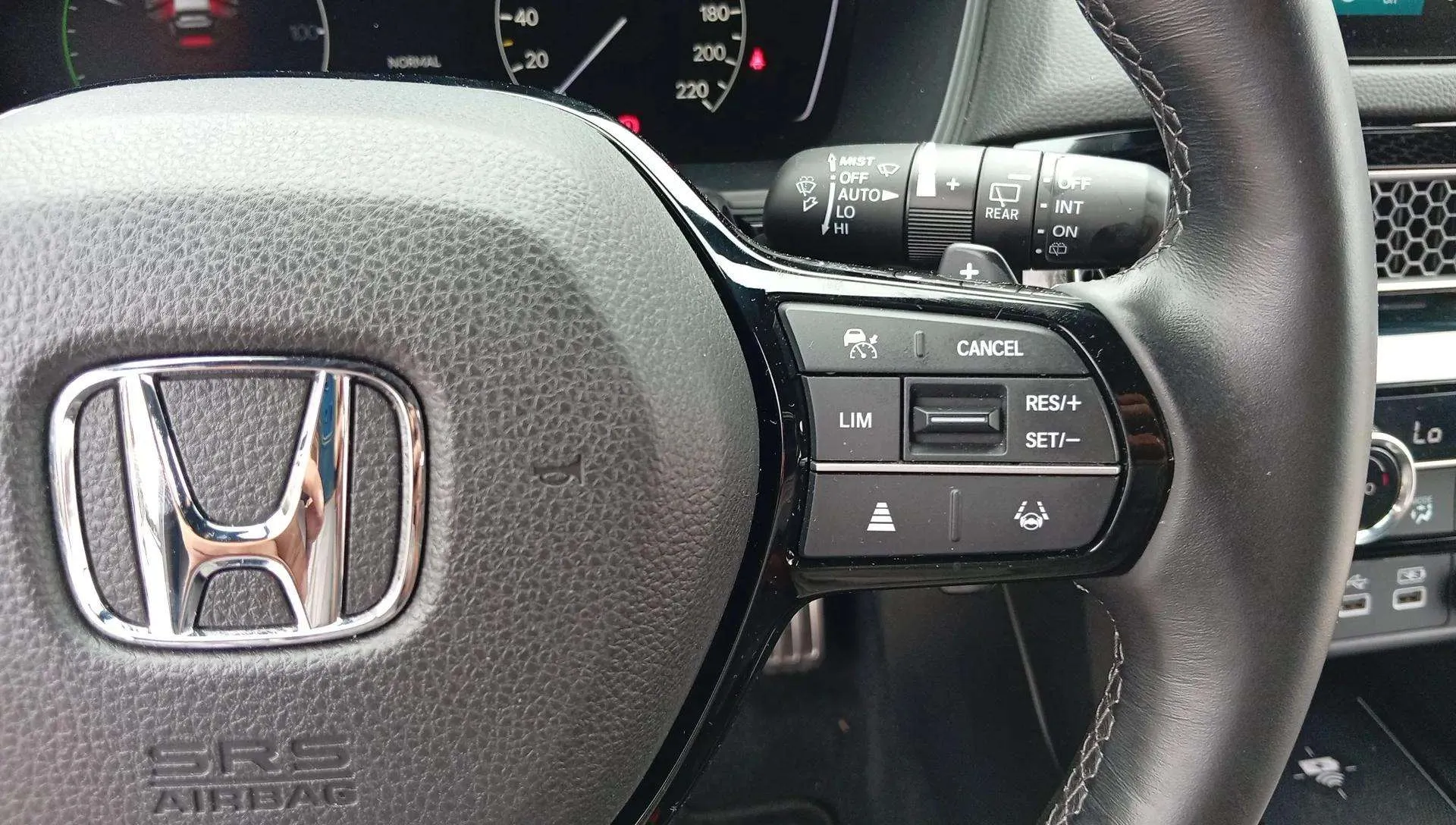 Honda Civic 2.0 i-MMD Sport CVT - foto 11