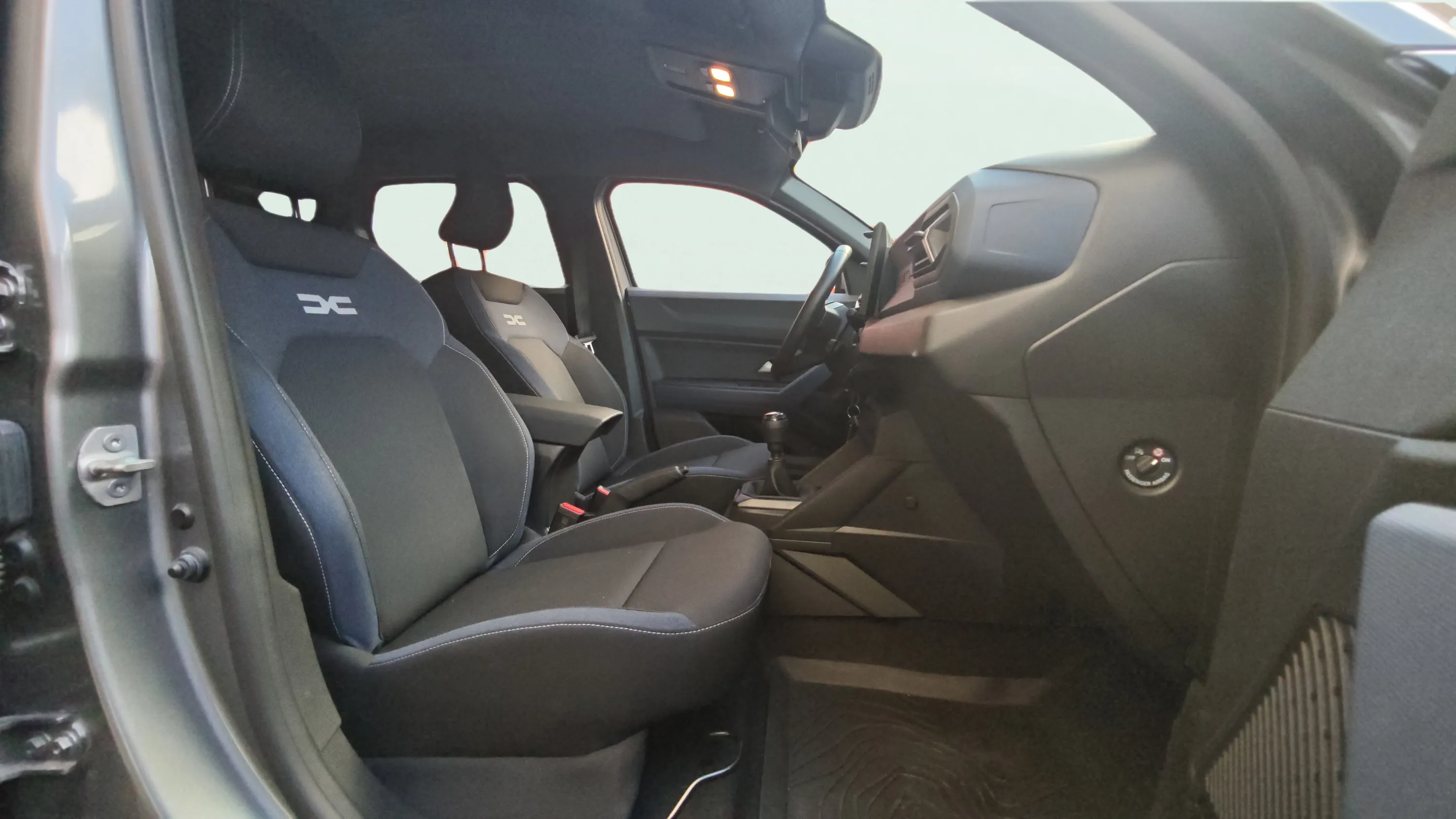 Dacia Duster Expression TCe ECO-G 4x2 - foto 9
