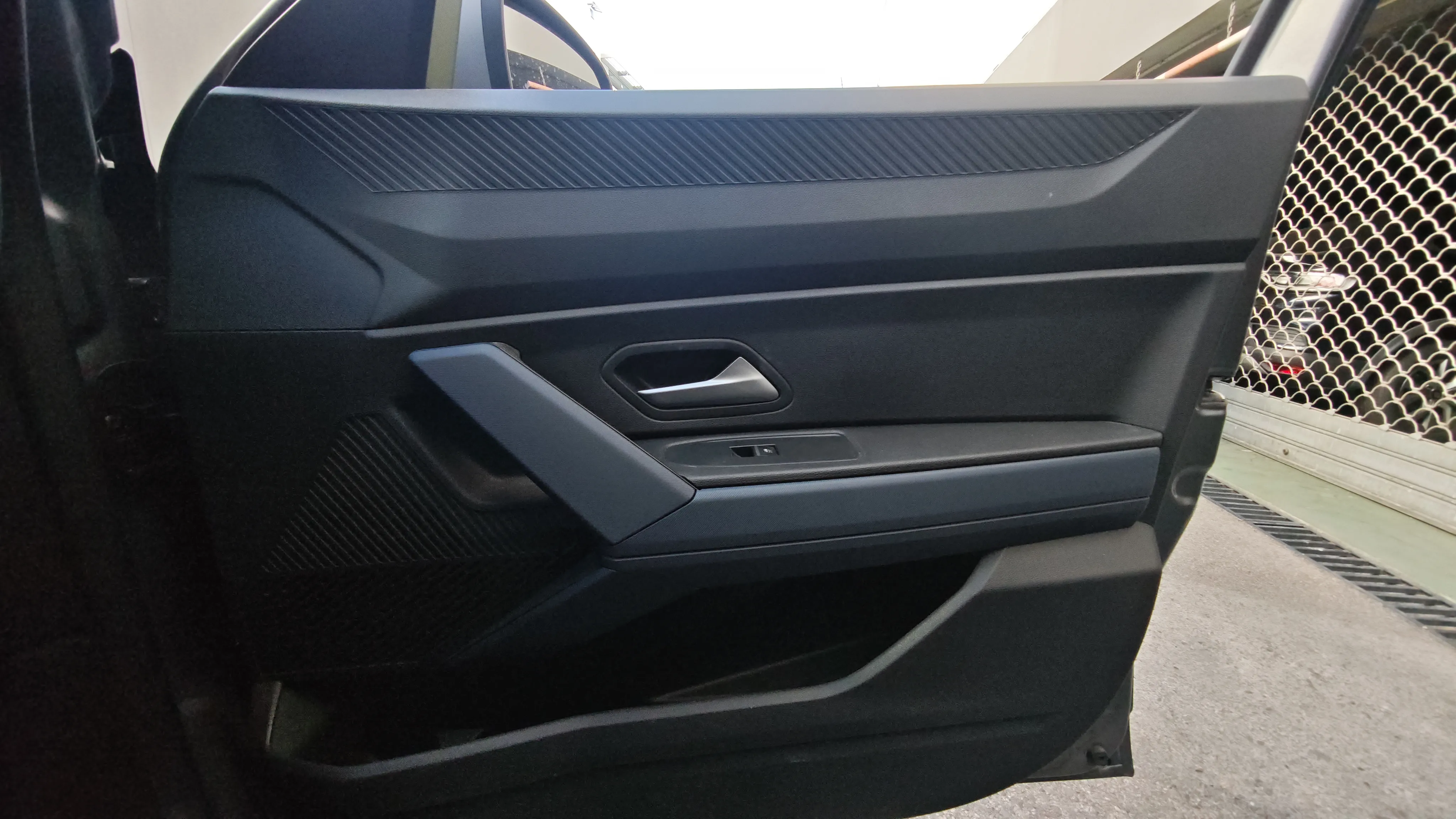 Dacia Duster Expression TCe ECO-G 4x2 - foto 17