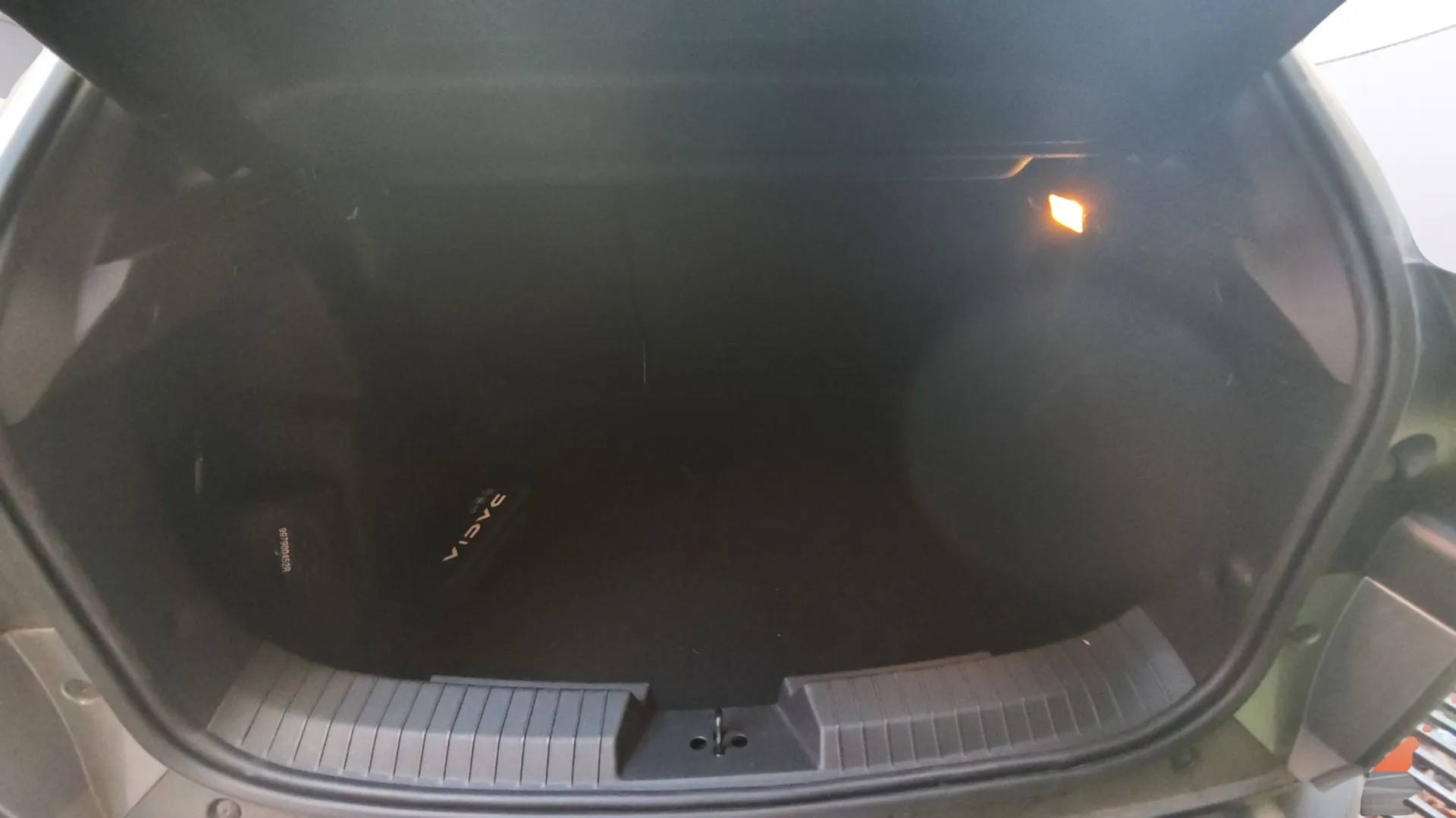 Dacia Duster Expression TCe ECO-G 4x2 - foto 12