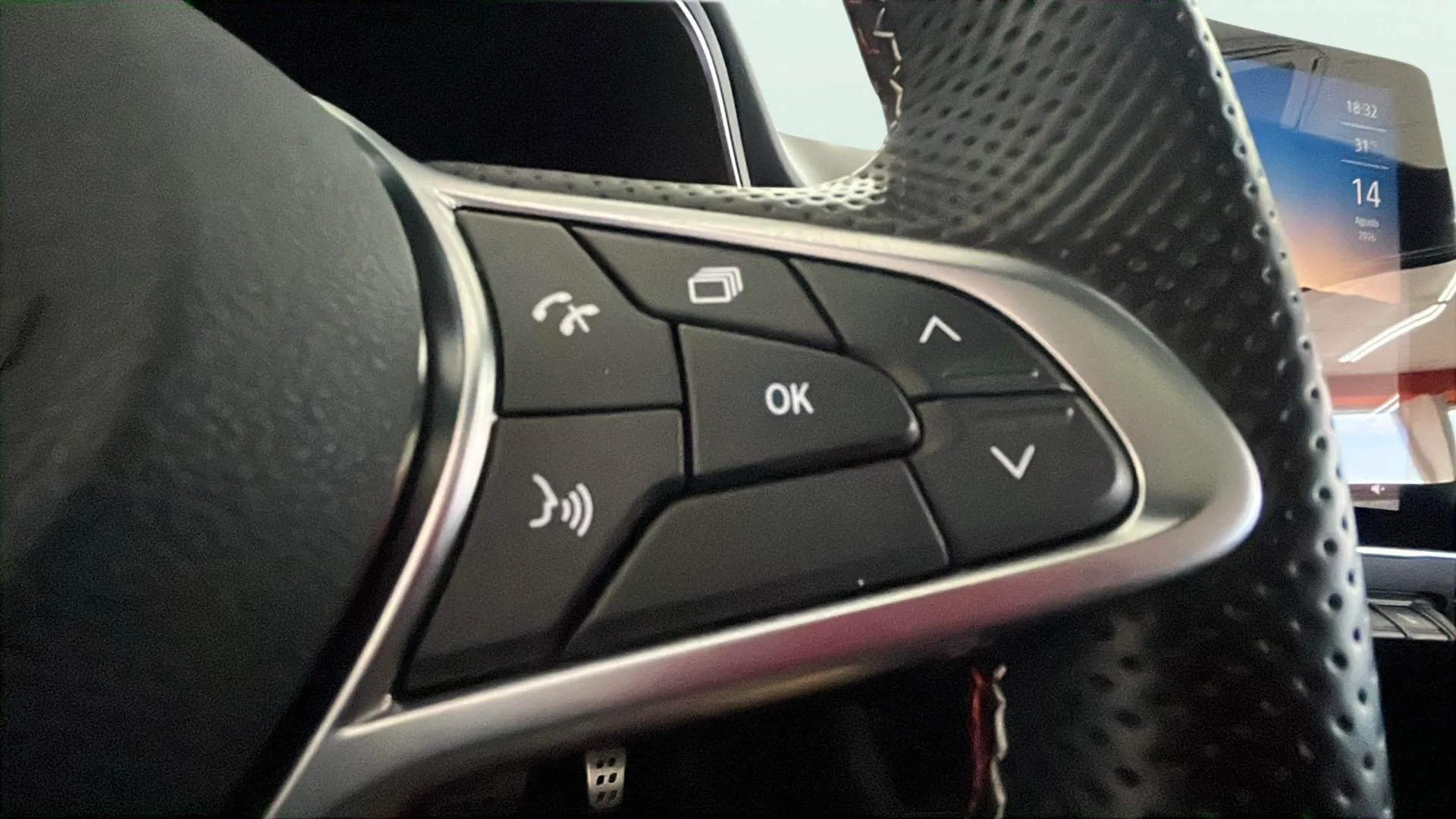 Renault Arkana RS Line Fast Track E-Tech Híb - foto 25