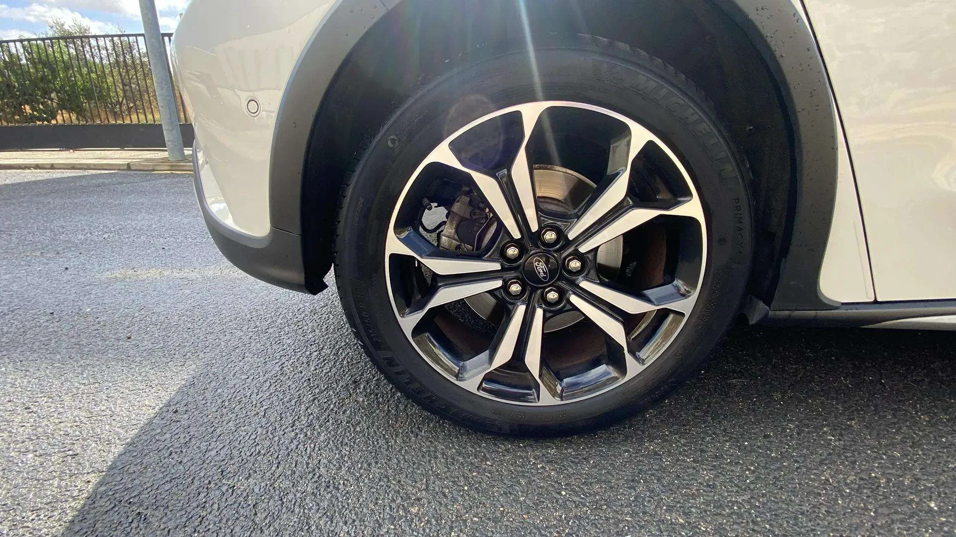 Ford Focus 2.0 - foto 38