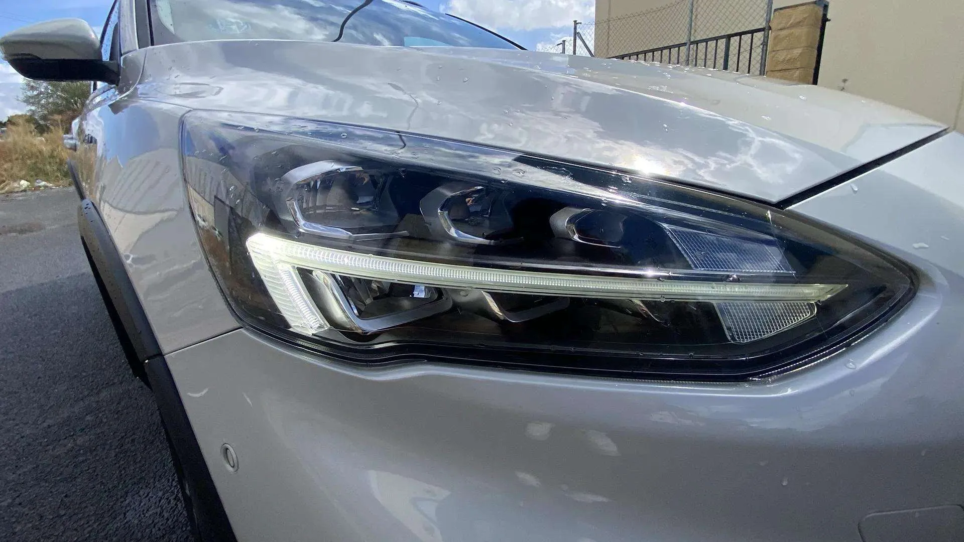 Ford Focus 2.0 - foto 36