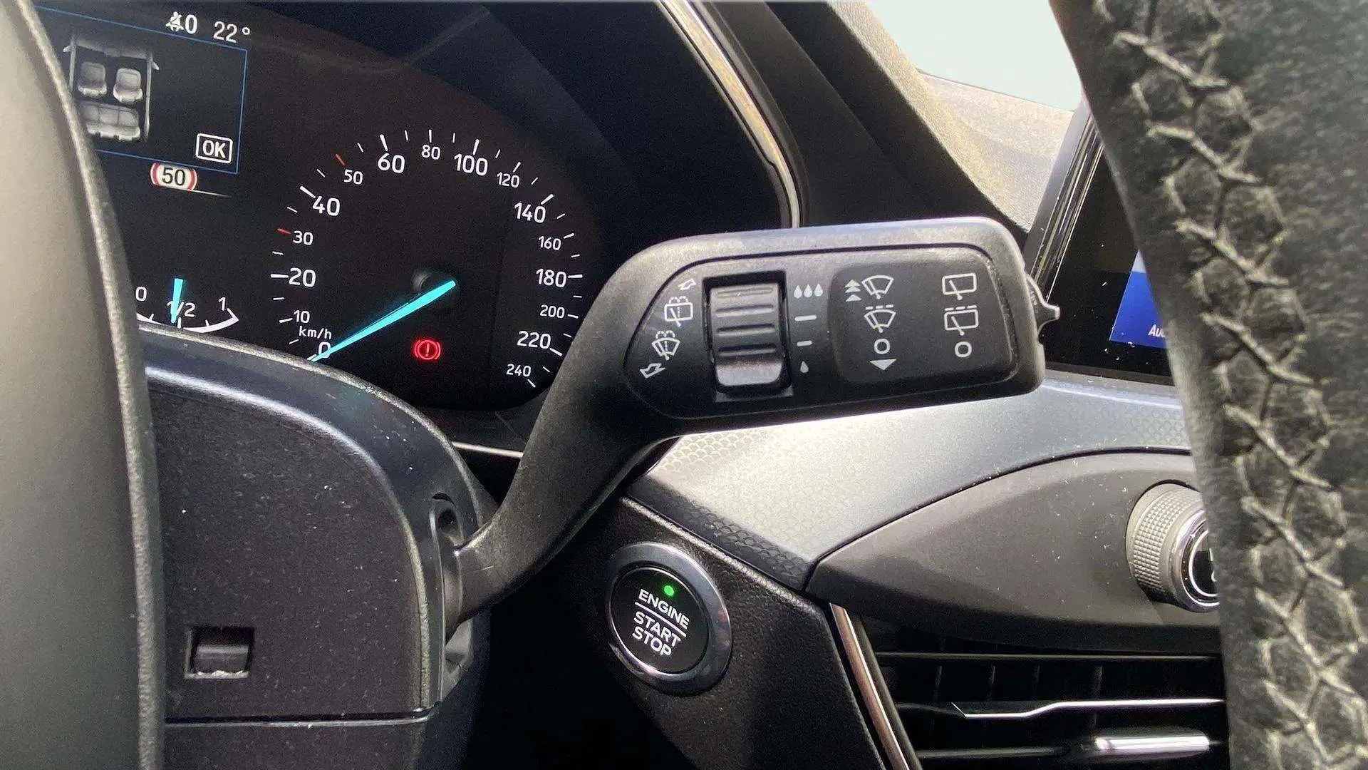 Ford Focus 2.0 - foto 30