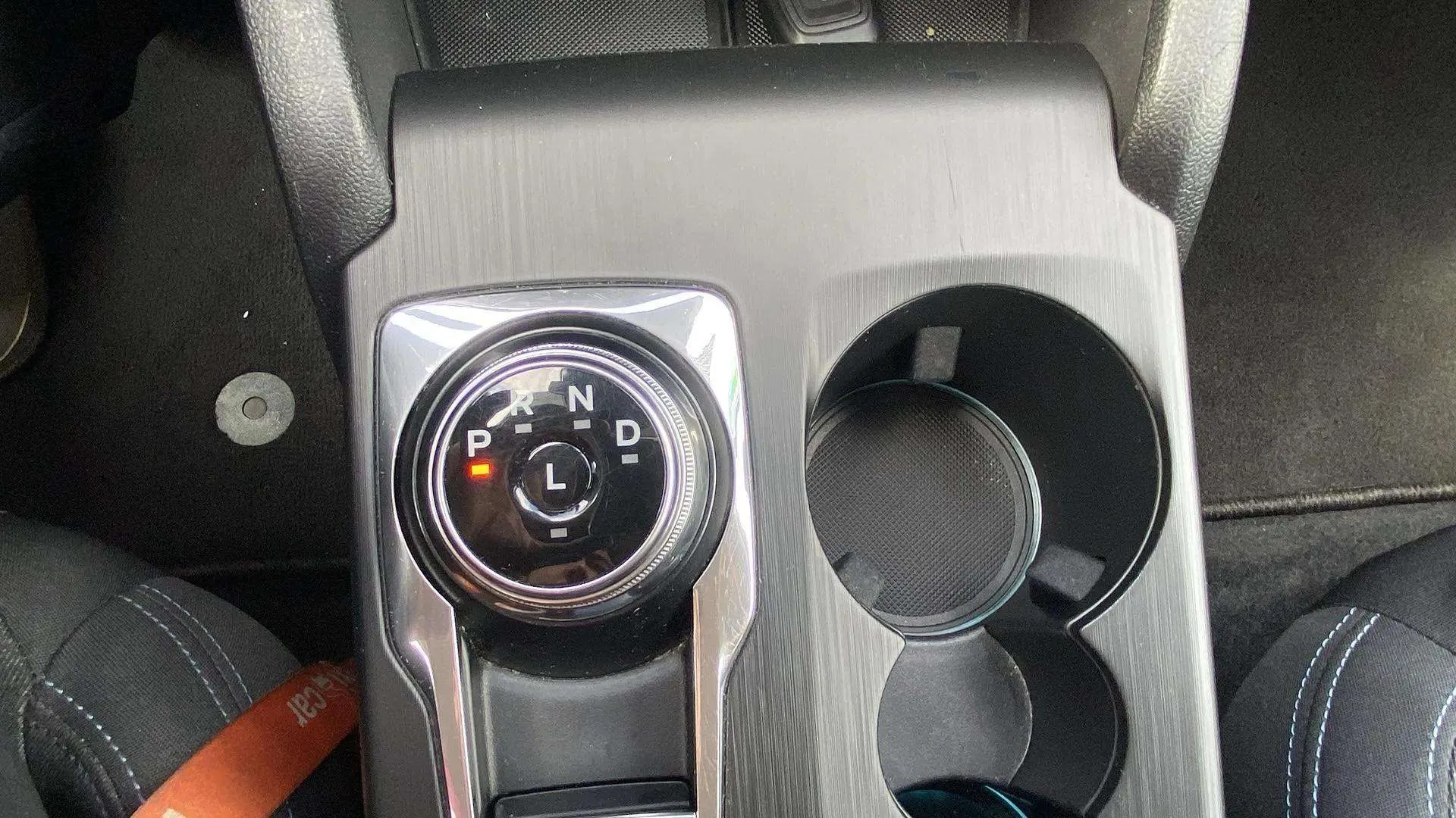Ford Focus 2.0 - foto 11