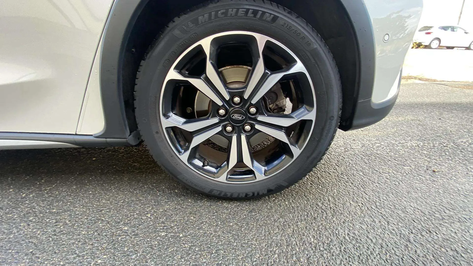 Ford Focus 2.0 - foto 39