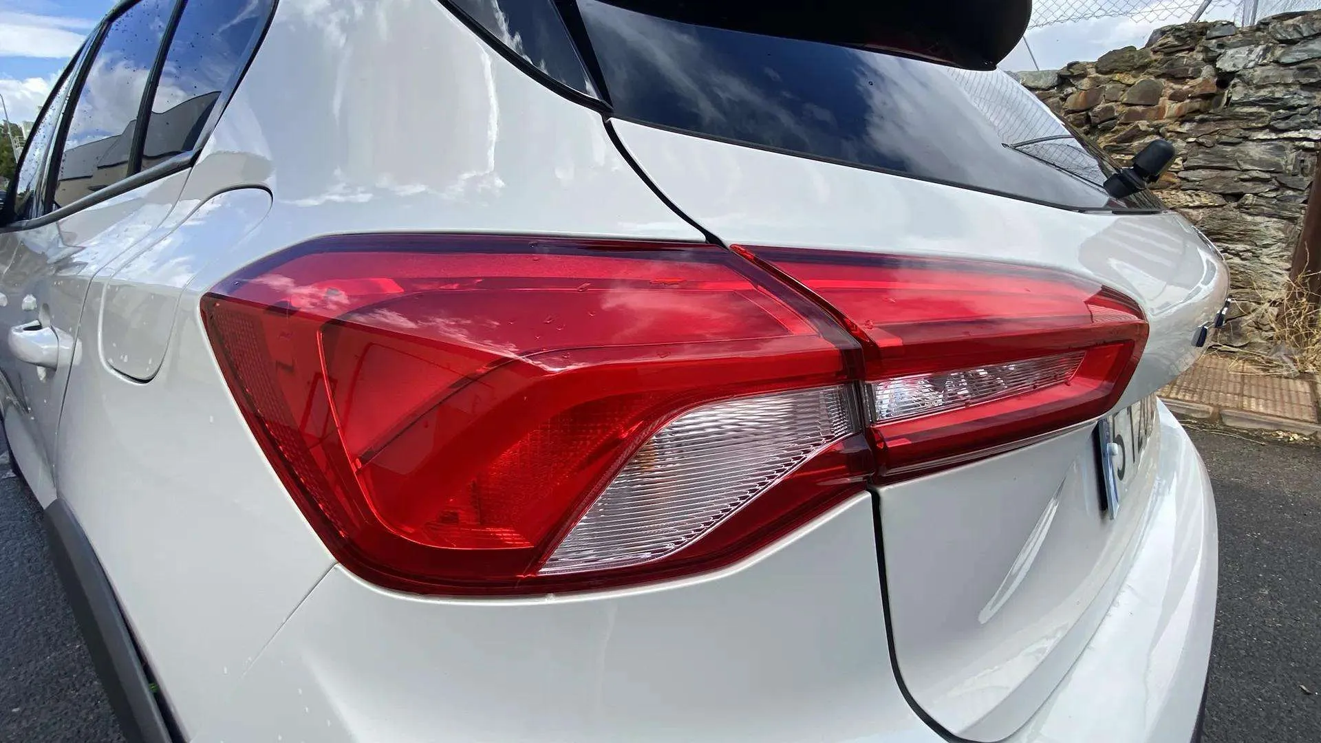Ford Focus 2.0 - foto 34