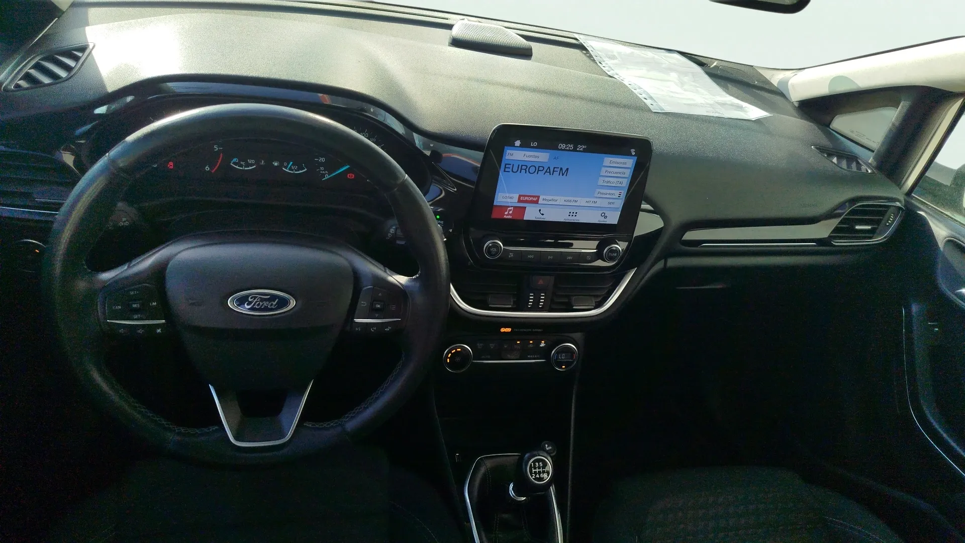 Ford Fiesta 1.5 TDCi Titanium - foto 10