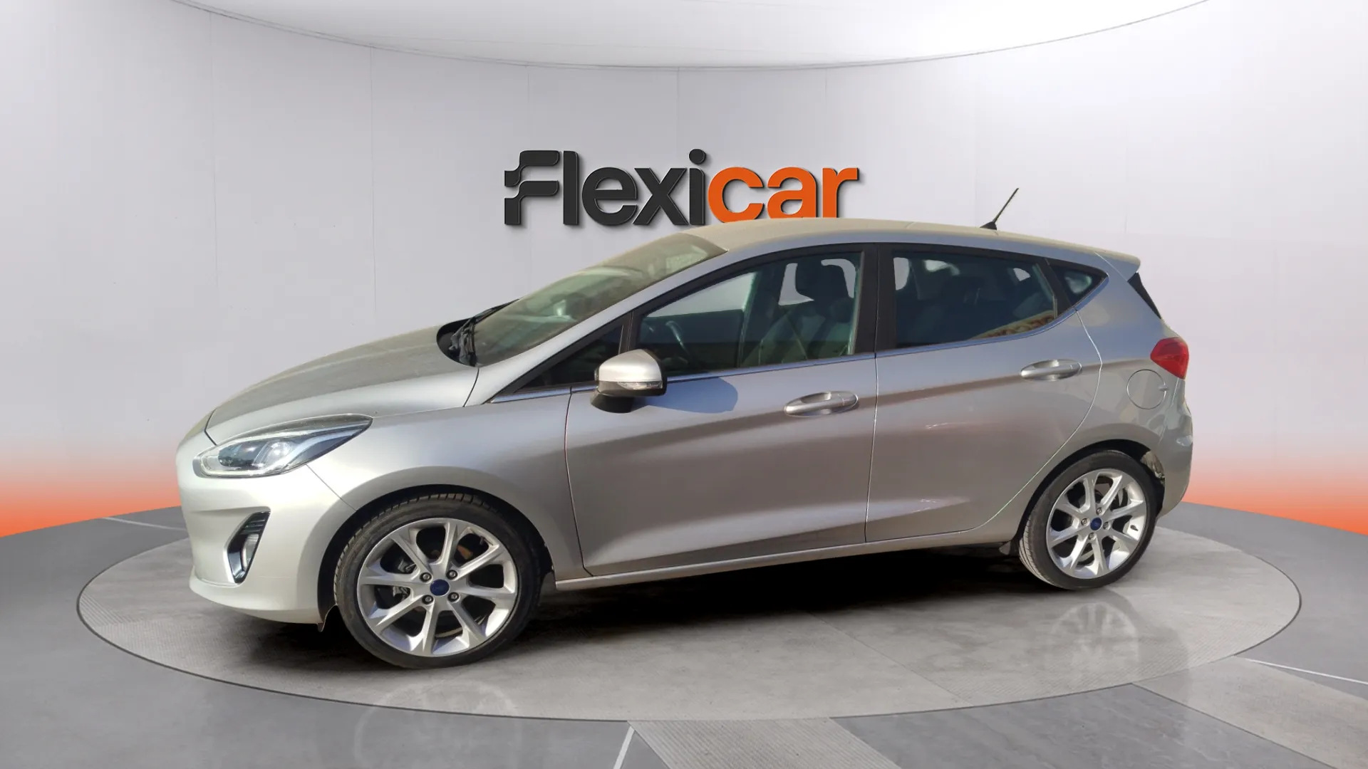 Ford Fiesta 1.5 TDCi Titanium - foto 4