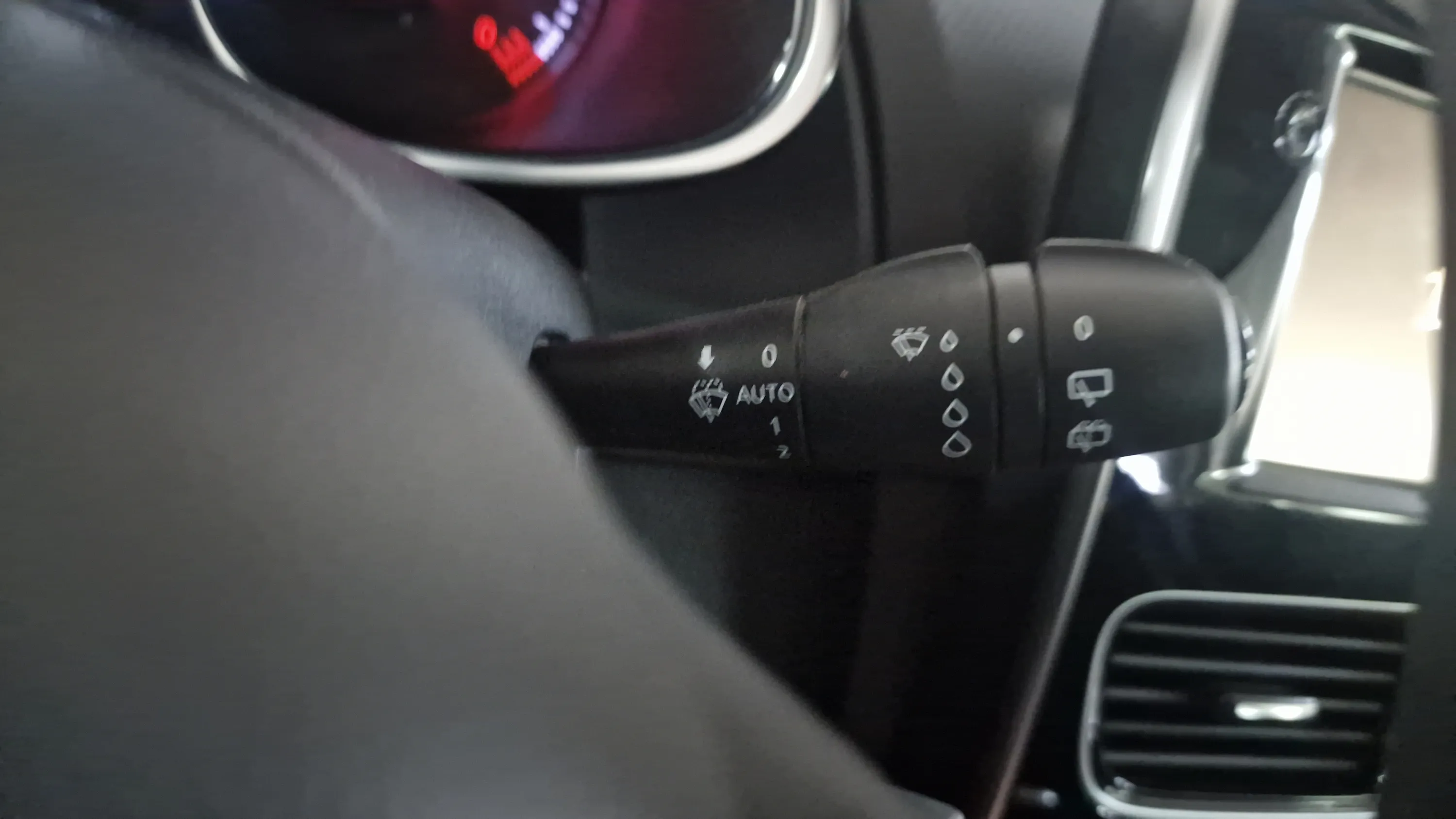 Renault Clio Zen Energy TCe -18 - foto 17
