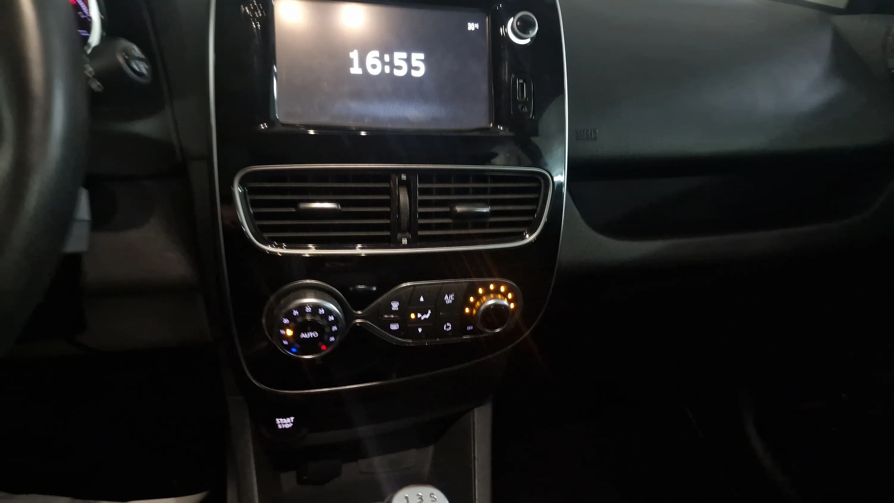Renault Clio Zen Energy TCe -18 - foto 13