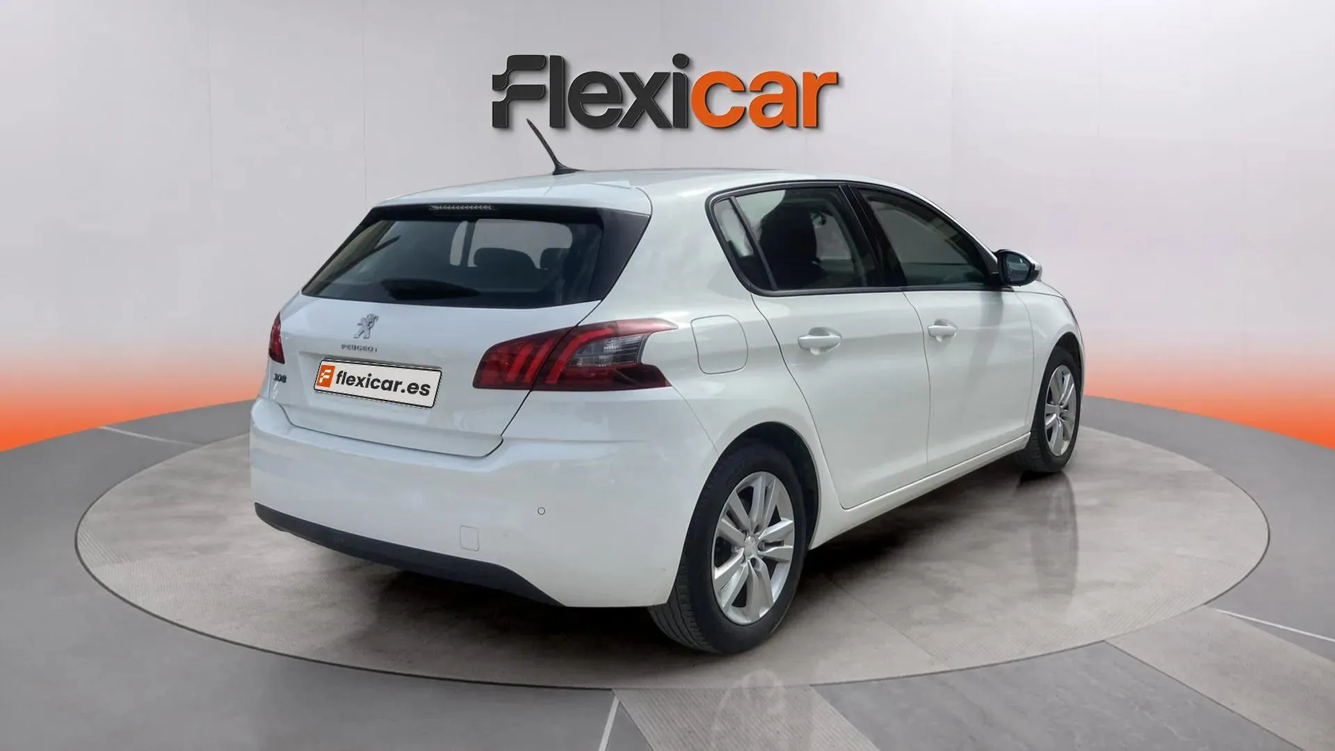 Peugeot 308 Allure BlueHDi 130 EAT8 - foto 5