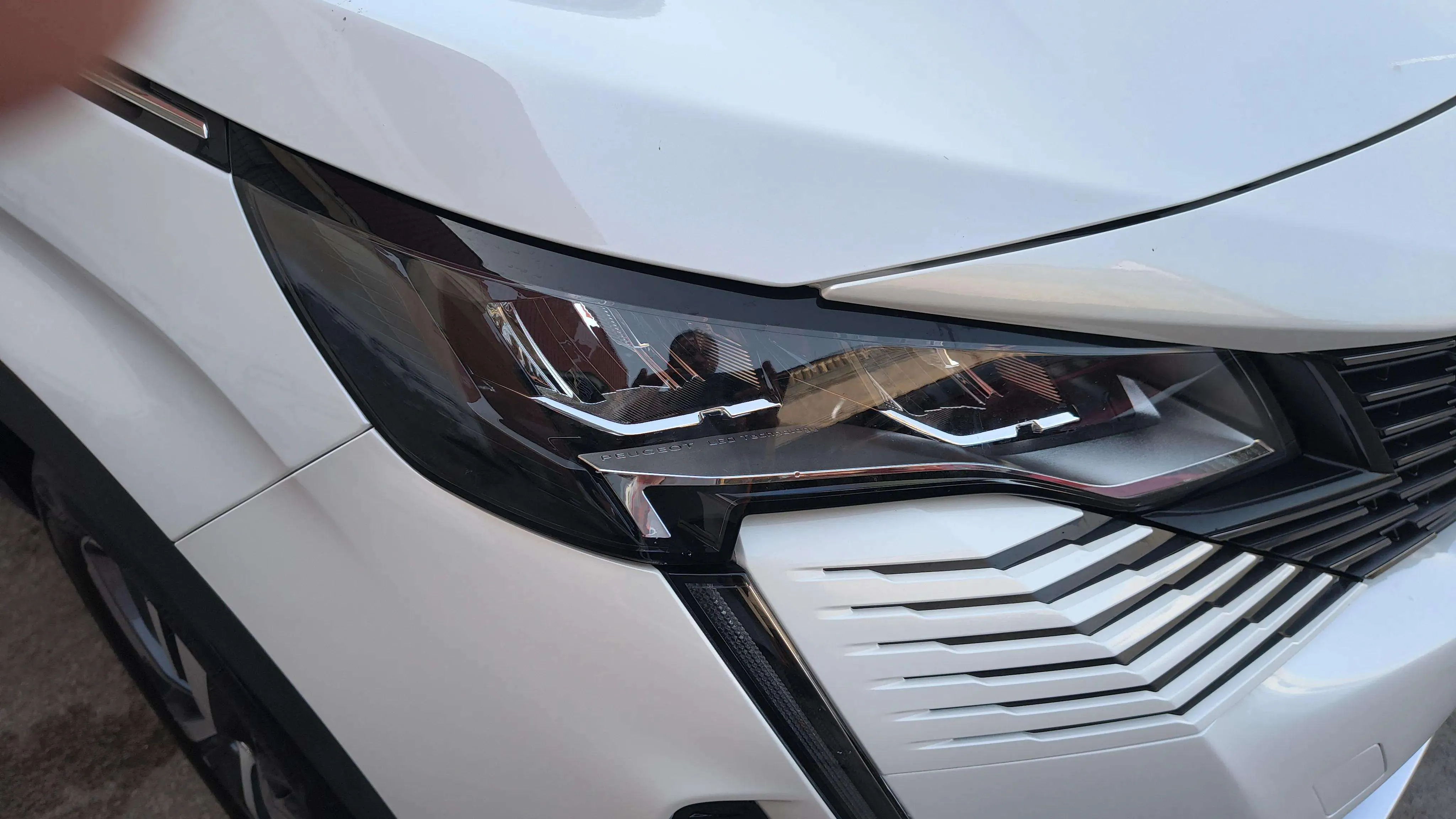Peugeot 5008 1.5 BlueHDi Allure Pack EAT8 - foto 13