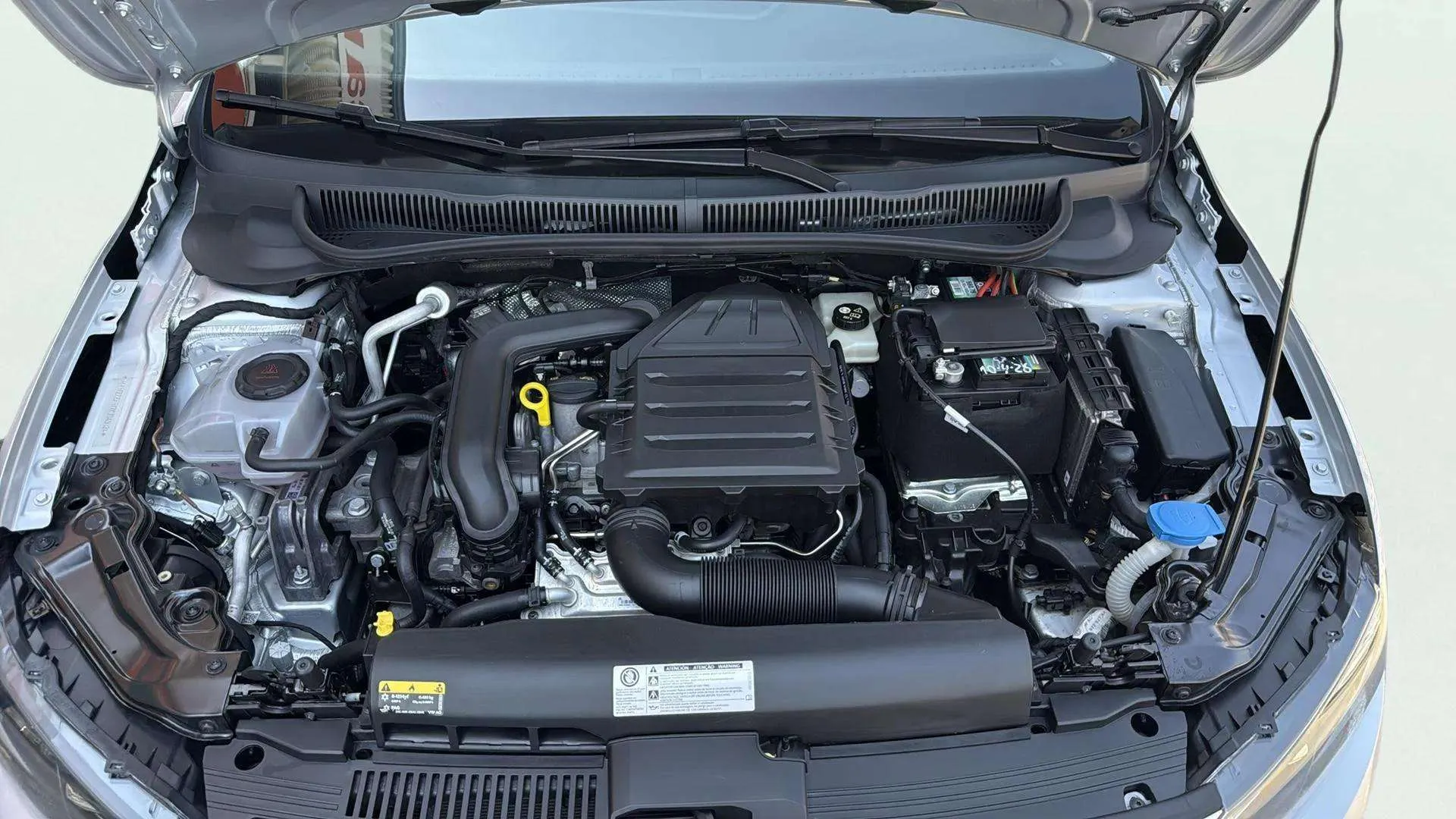 Volkswagen Polo 1.0 TSI R-Line - foto 18