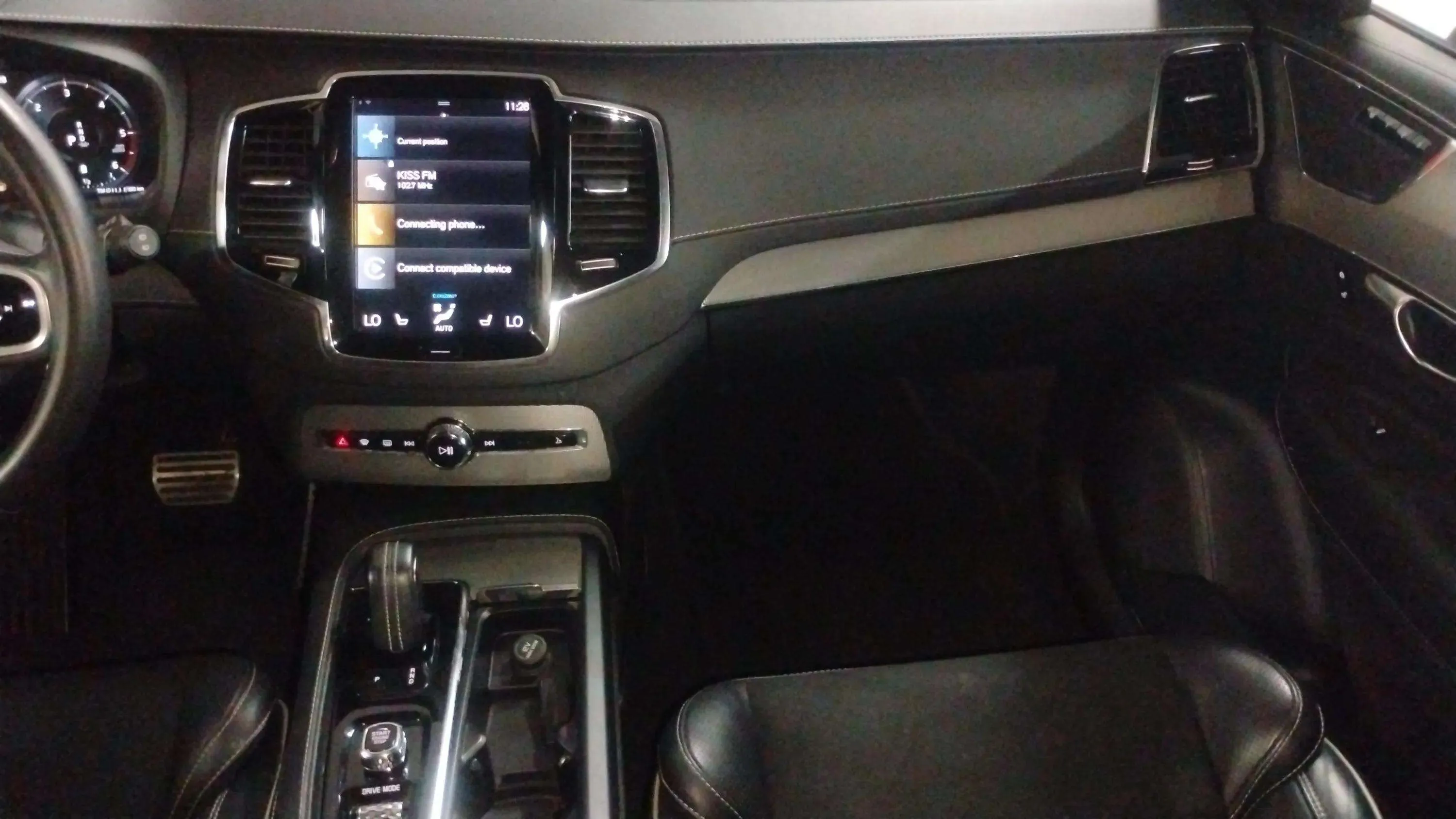 Volvo XC90 2.0 B5 D AWD R-Design - foto 15