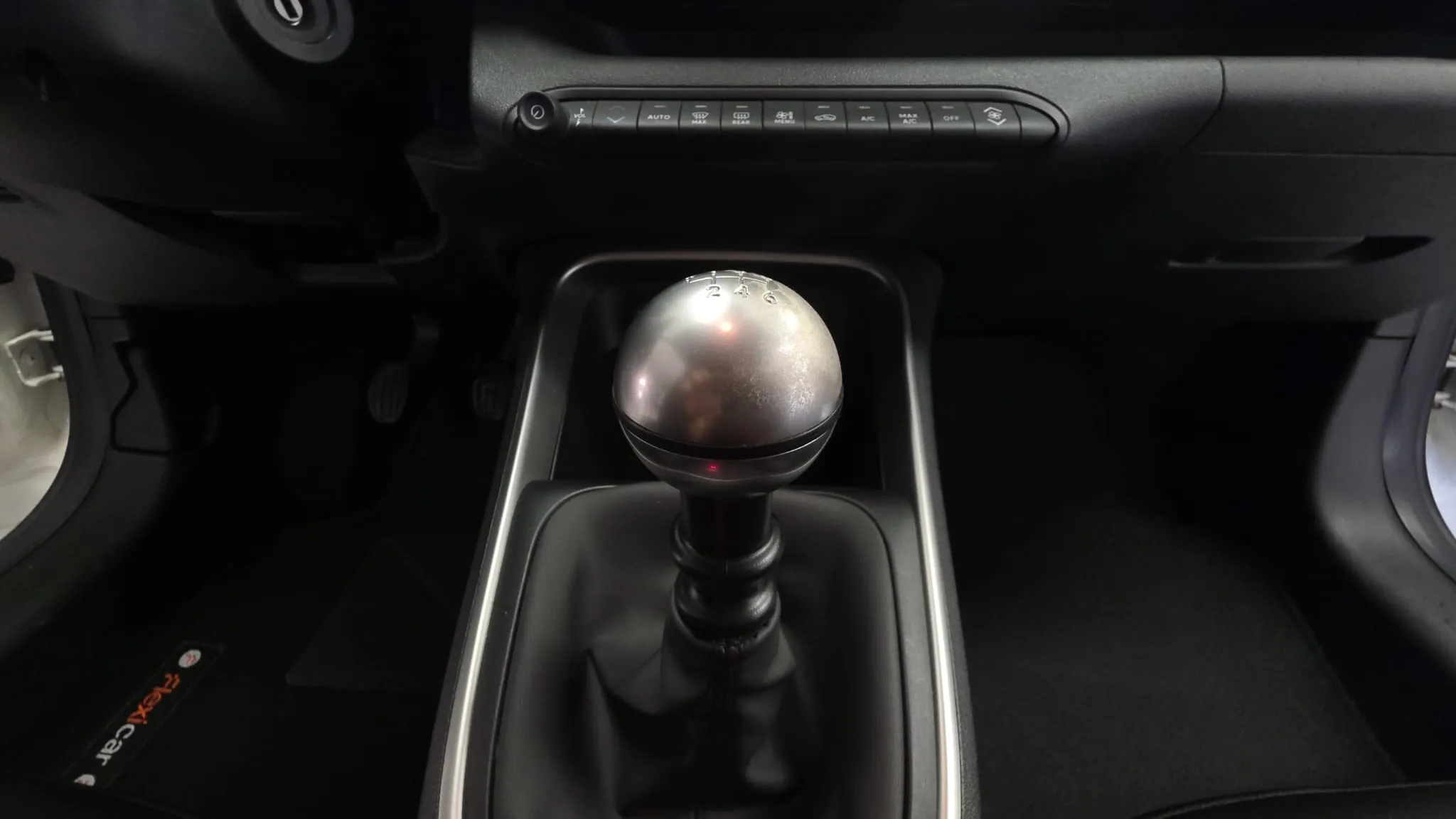 Jeep Avenger 1.2 G Avenger - foto 18