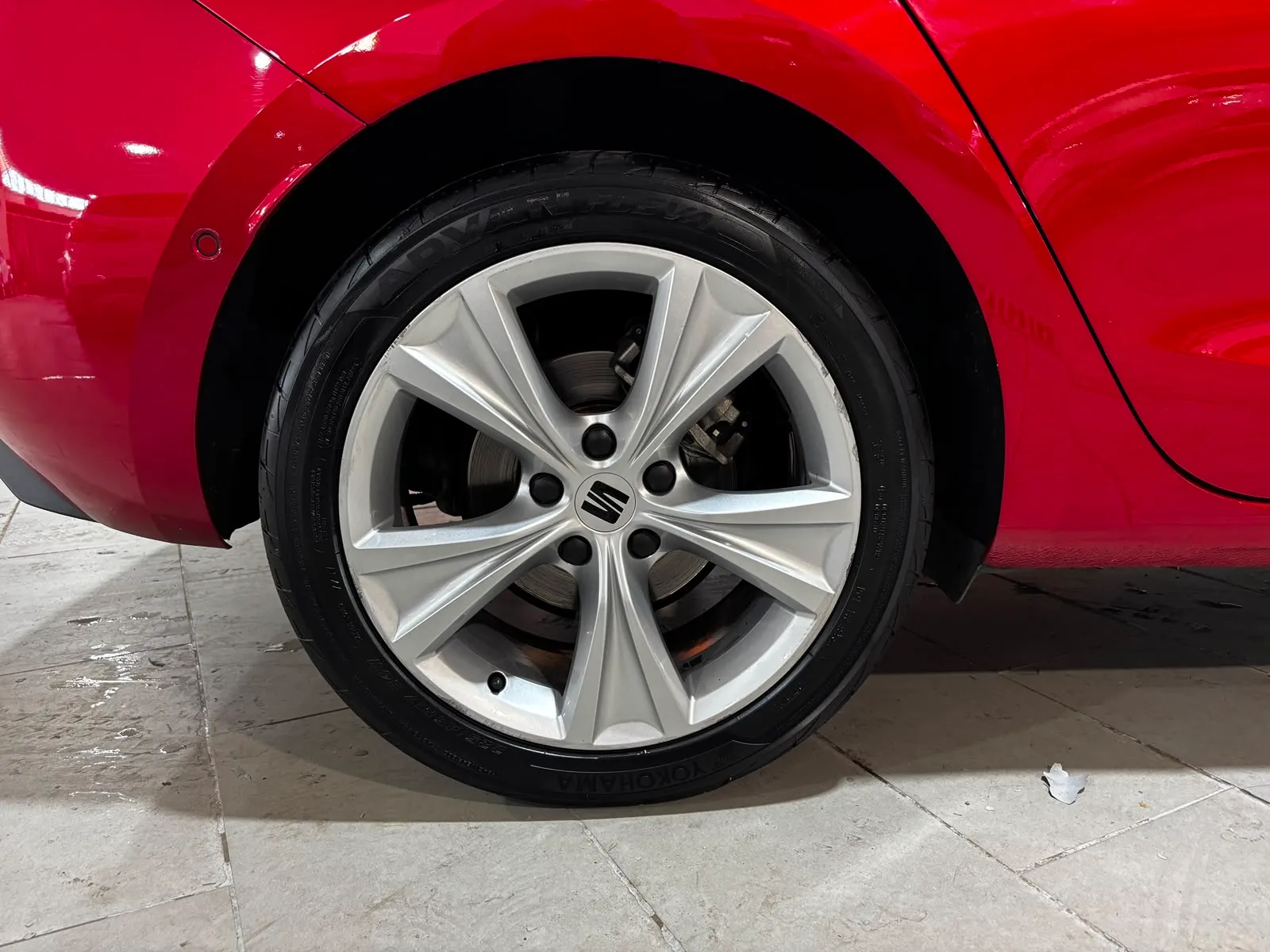 SEAT León 2.0 TDI DSG-7 FR - foto 17
