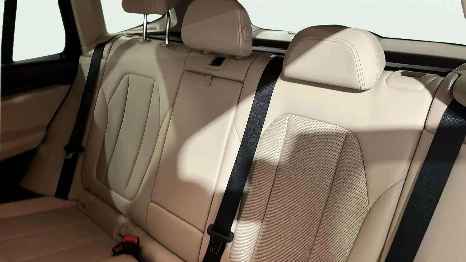 BMW X3 xDrive30e xLine - foto 29