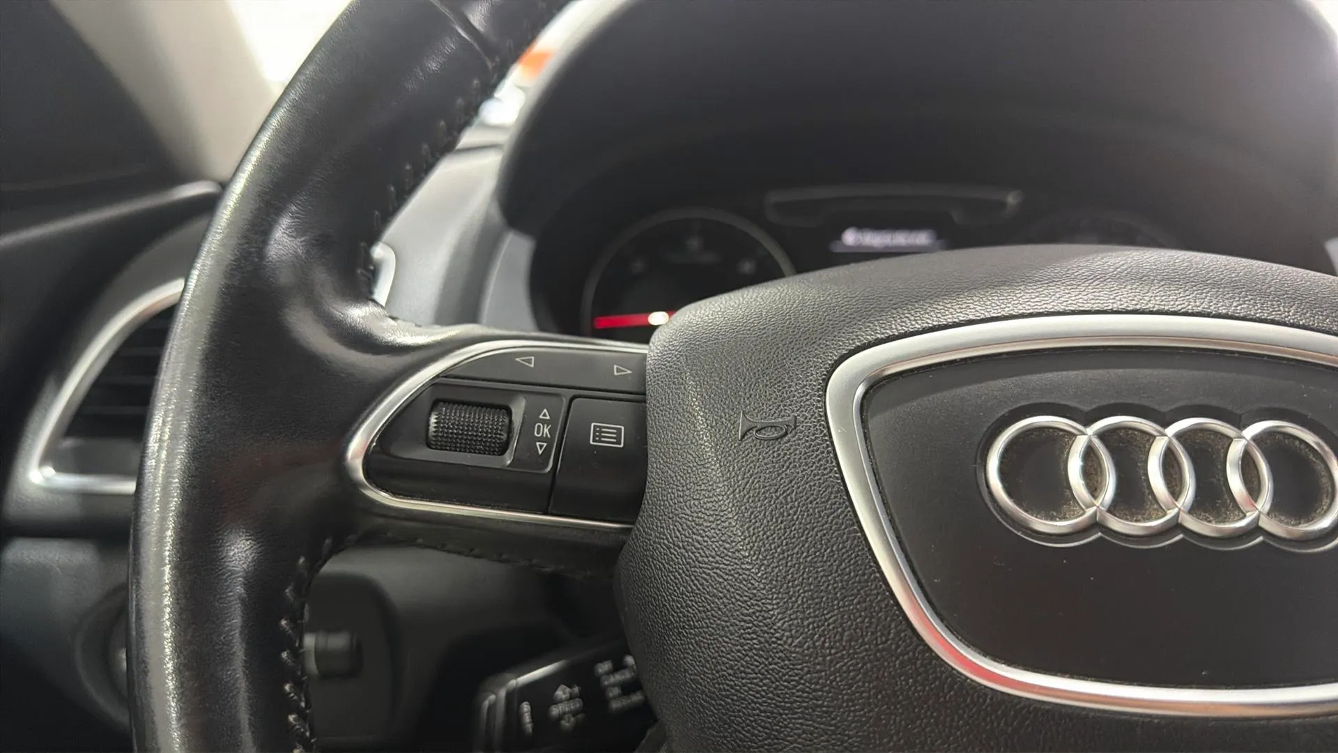 Audi Q3 2.0 TDI quattro S tronic - foto 14
