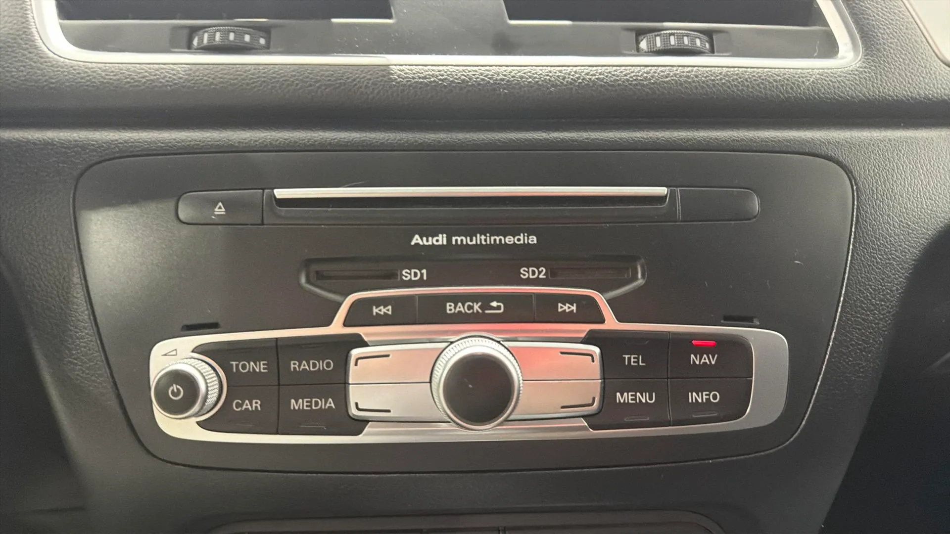 Audi Q3 2.0 TDI quattro S tronic - foto 17