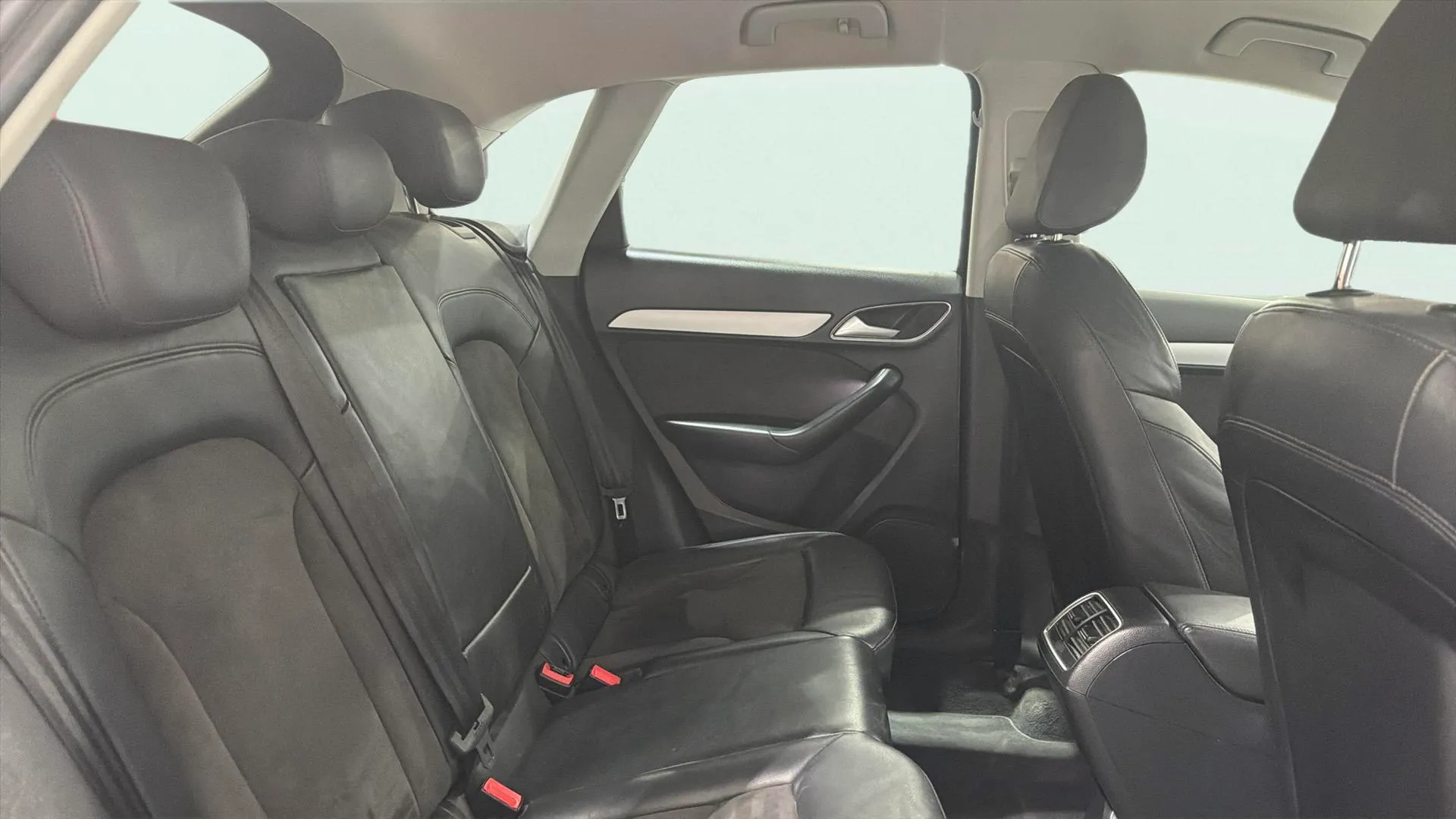 Audi Q3 2.0 TDI quattro S tronic - foto 12