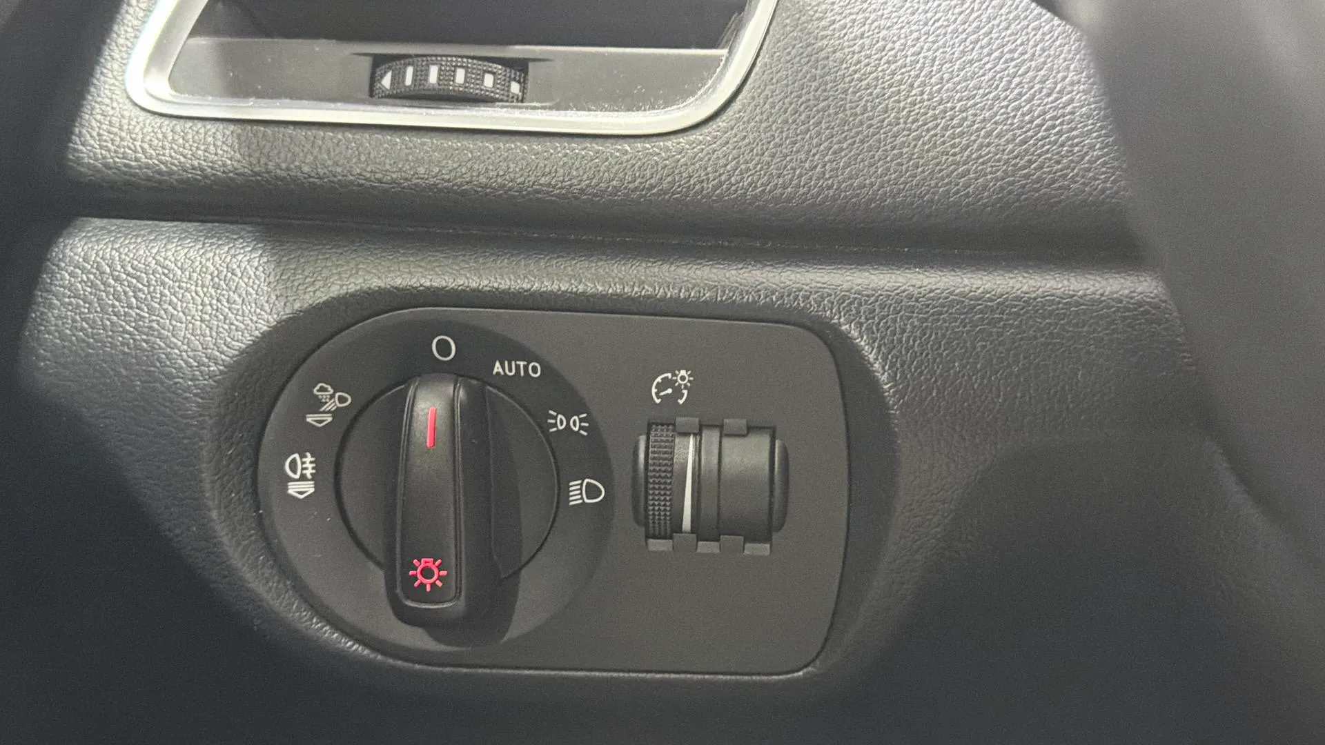 Audi Q3 2.0 TDI quattro S tronic - foto 18
