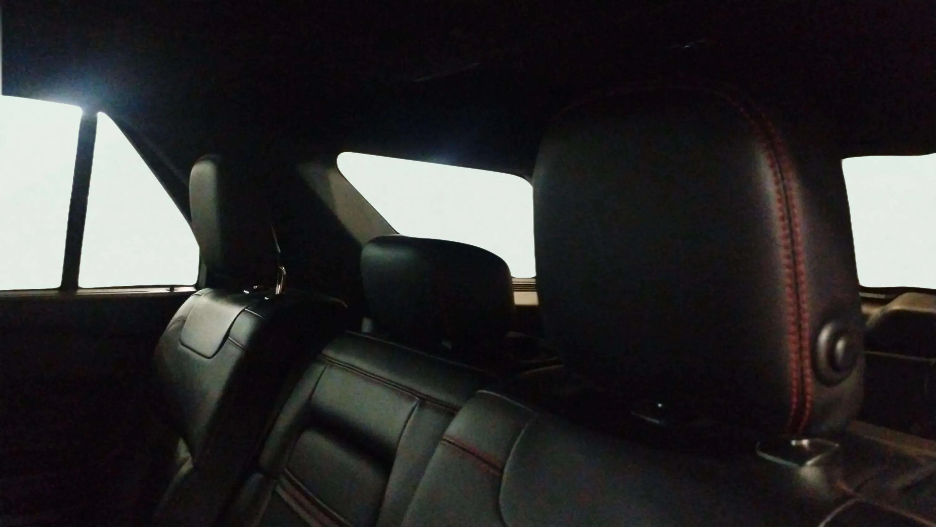Ford Explorer 3.0 PHEV AWD ST-Line - foto 10