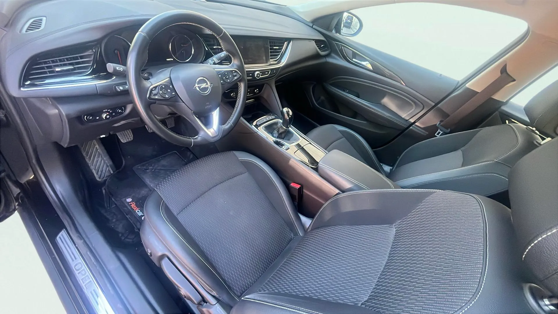 Opel Insignia GS MY18 2.0 CDTi Turbo D Excellence - foto 9