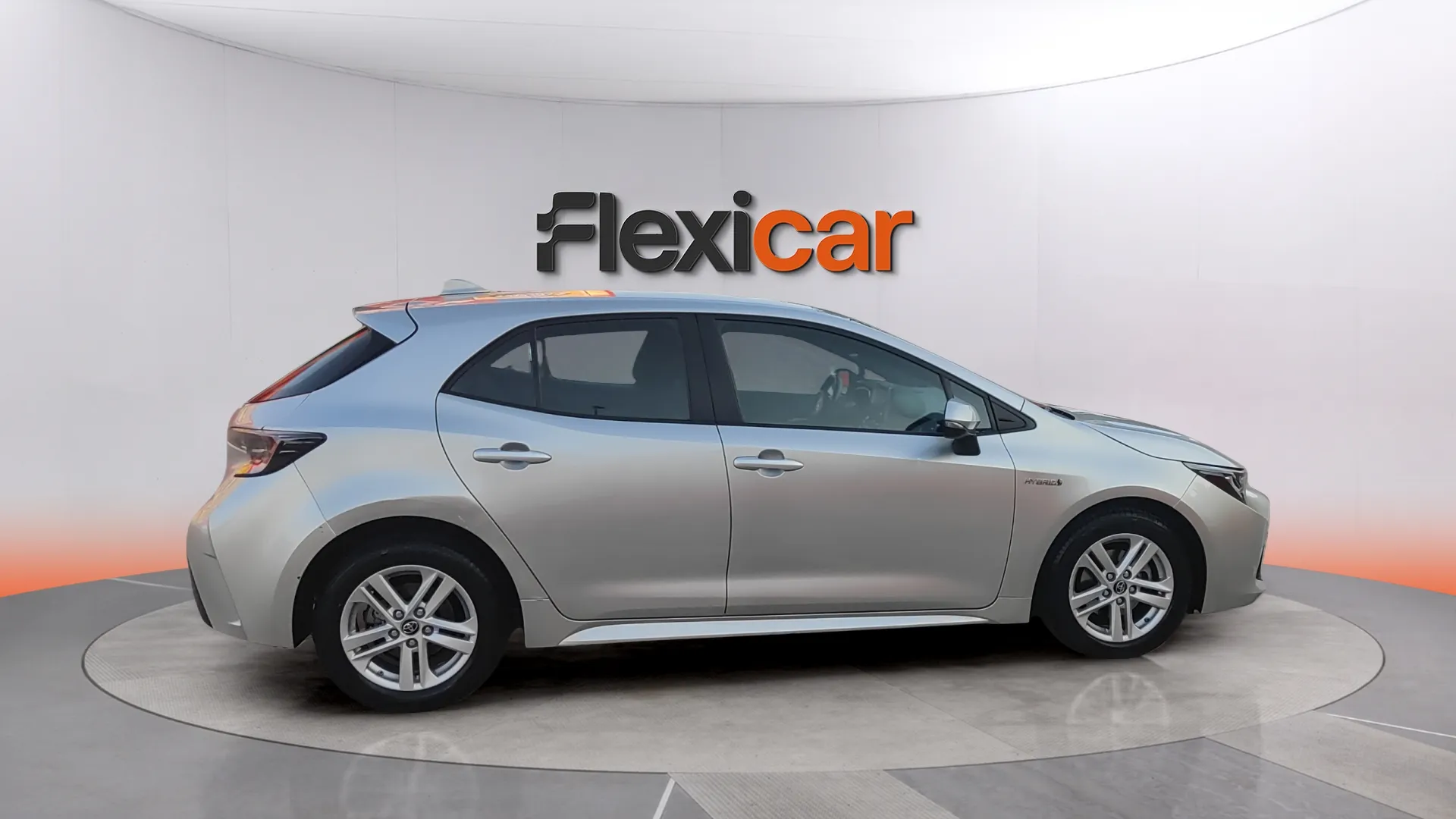 Toyota Corolla 1.8 125H Active E-CVT Sedan - foto 6