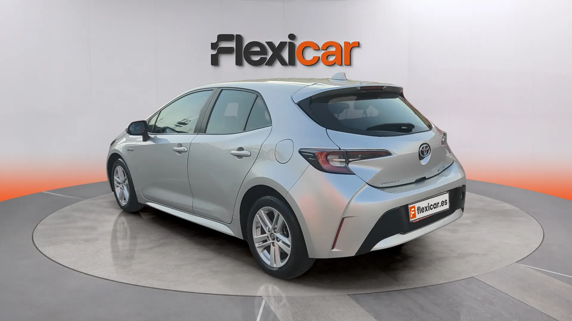 Toyota Corolla 1.8 125H Active E-CVT Sedan - foto 8